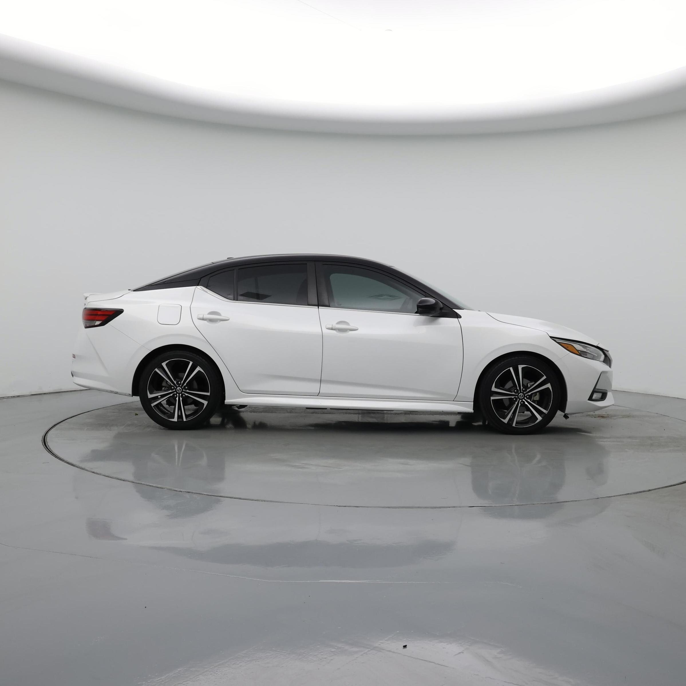 Thumbnail: 2021 Nissan Sentra - 7