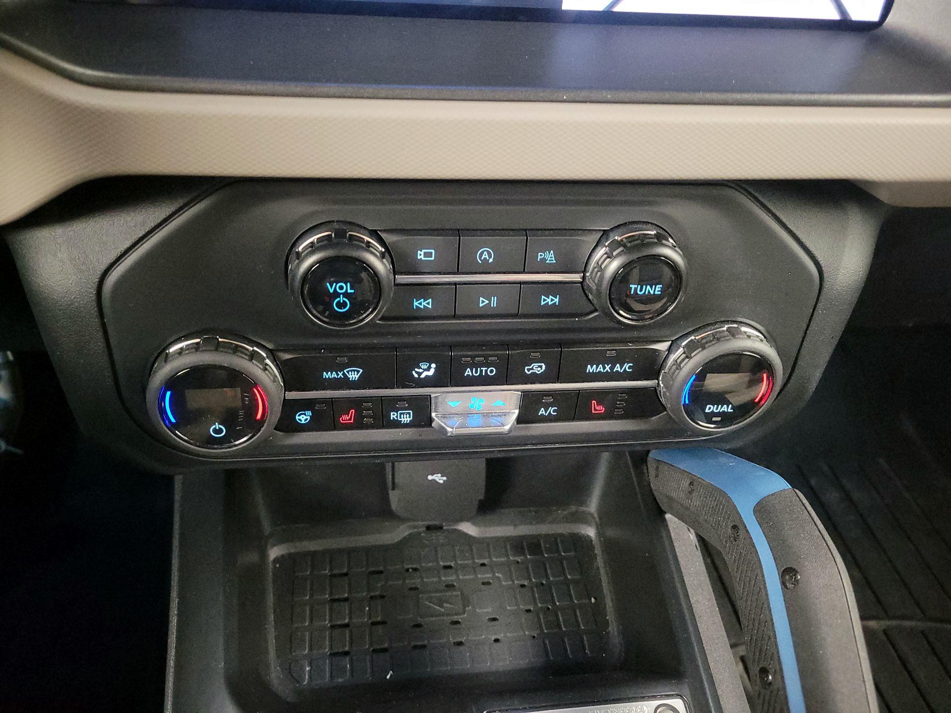 Thumbnail: 2024 Ford Bronco - 17