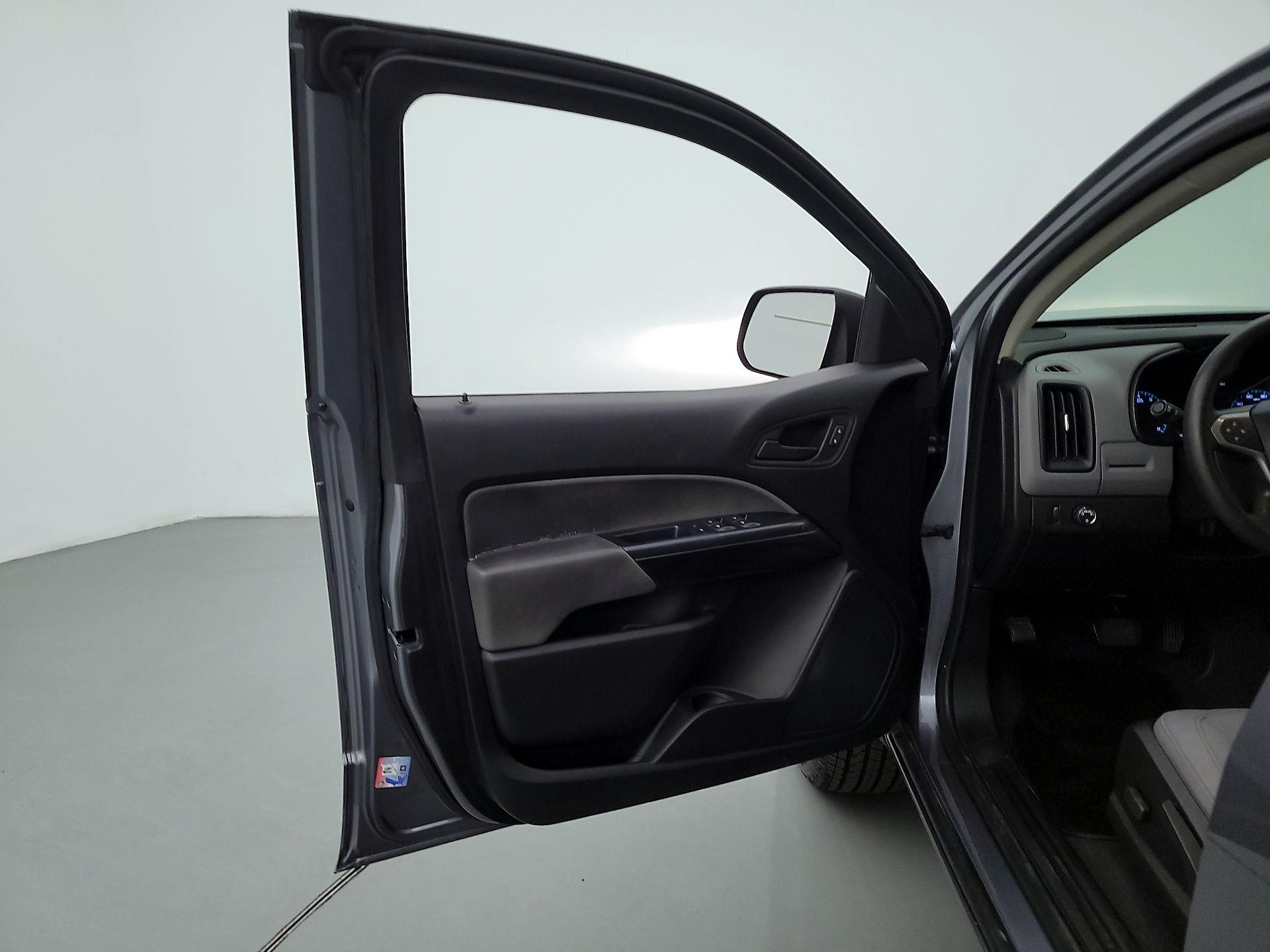 Thumbnail: 2021 Chevrolet Colorado - 12