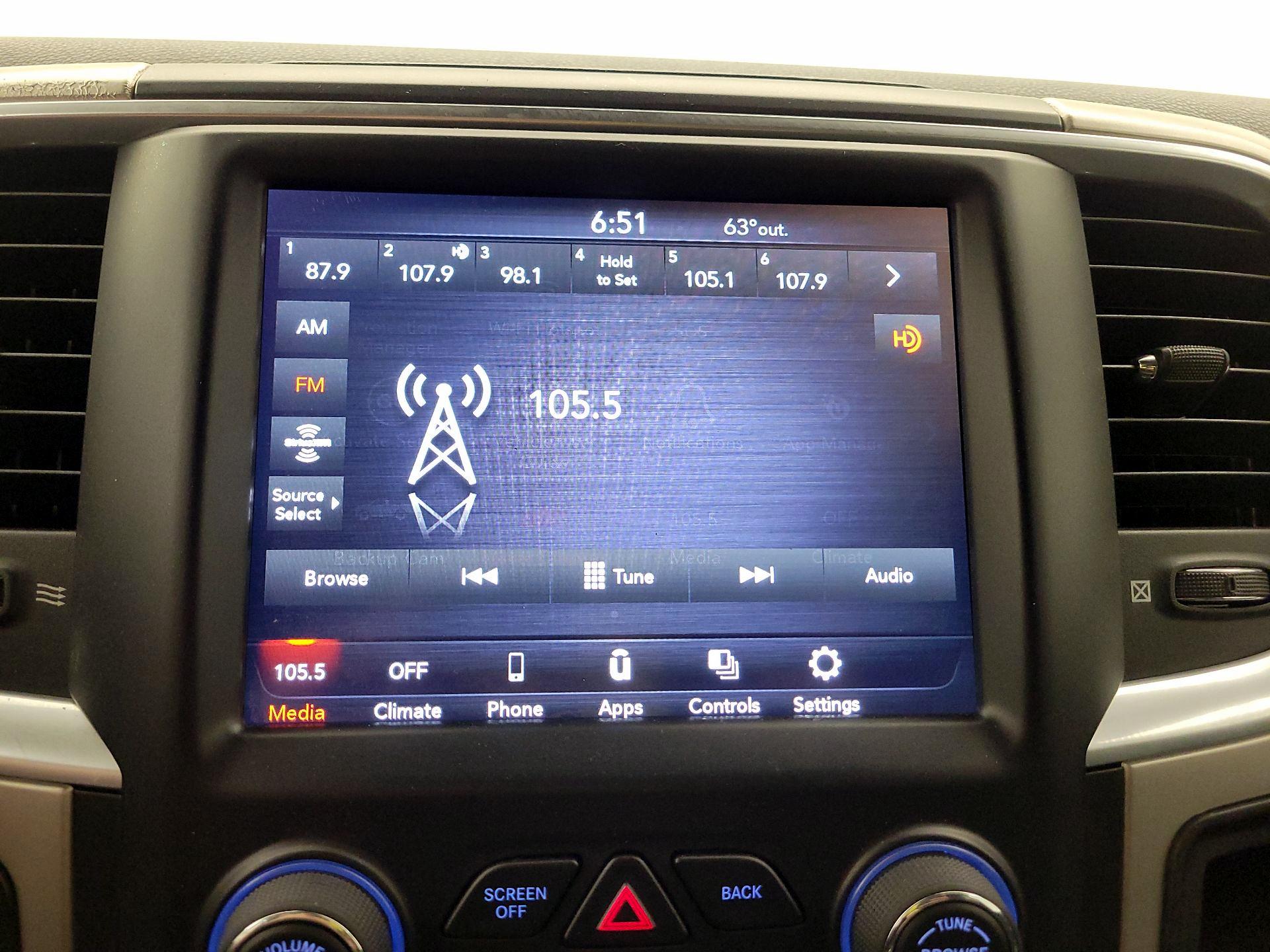 Thumbnail: 2019 RAM 1500 Classic - 15