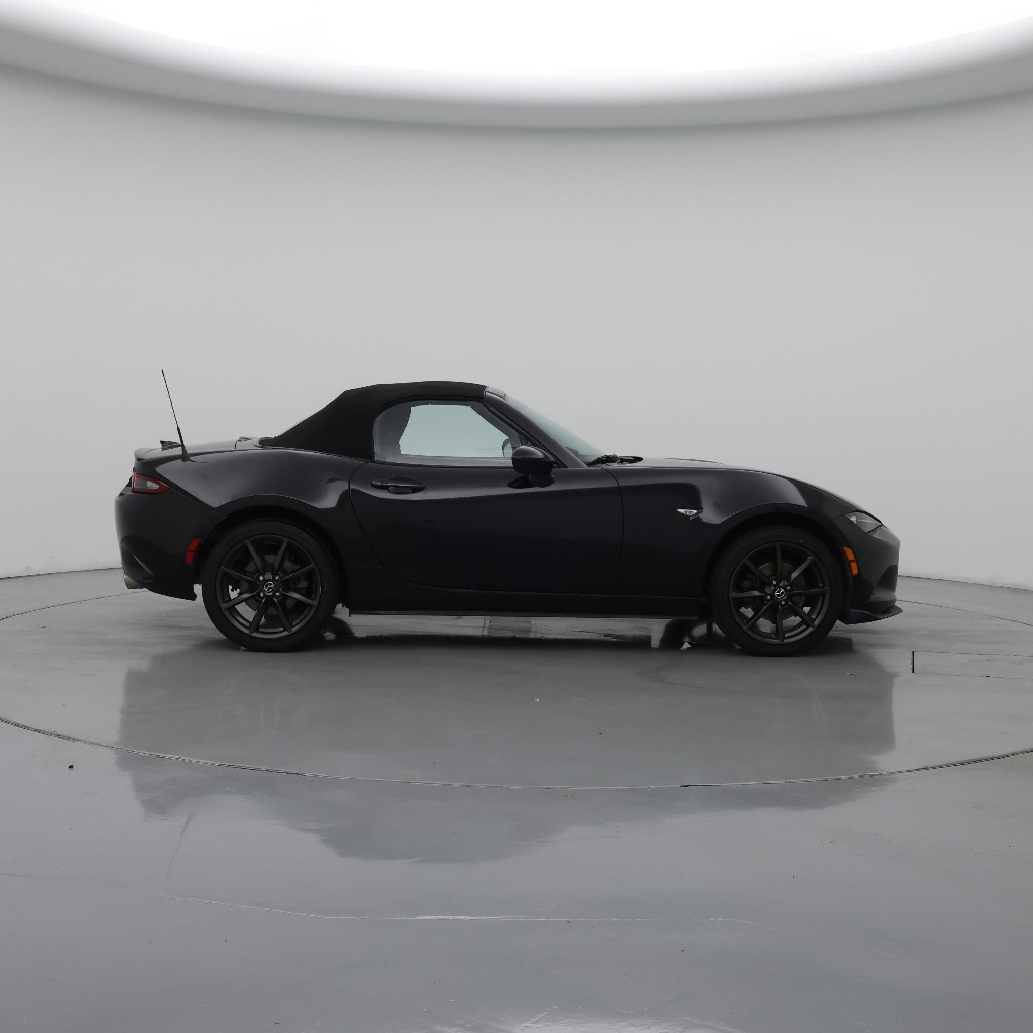 Thumbnail: 2016 Mazda MX-5 Miata - 7