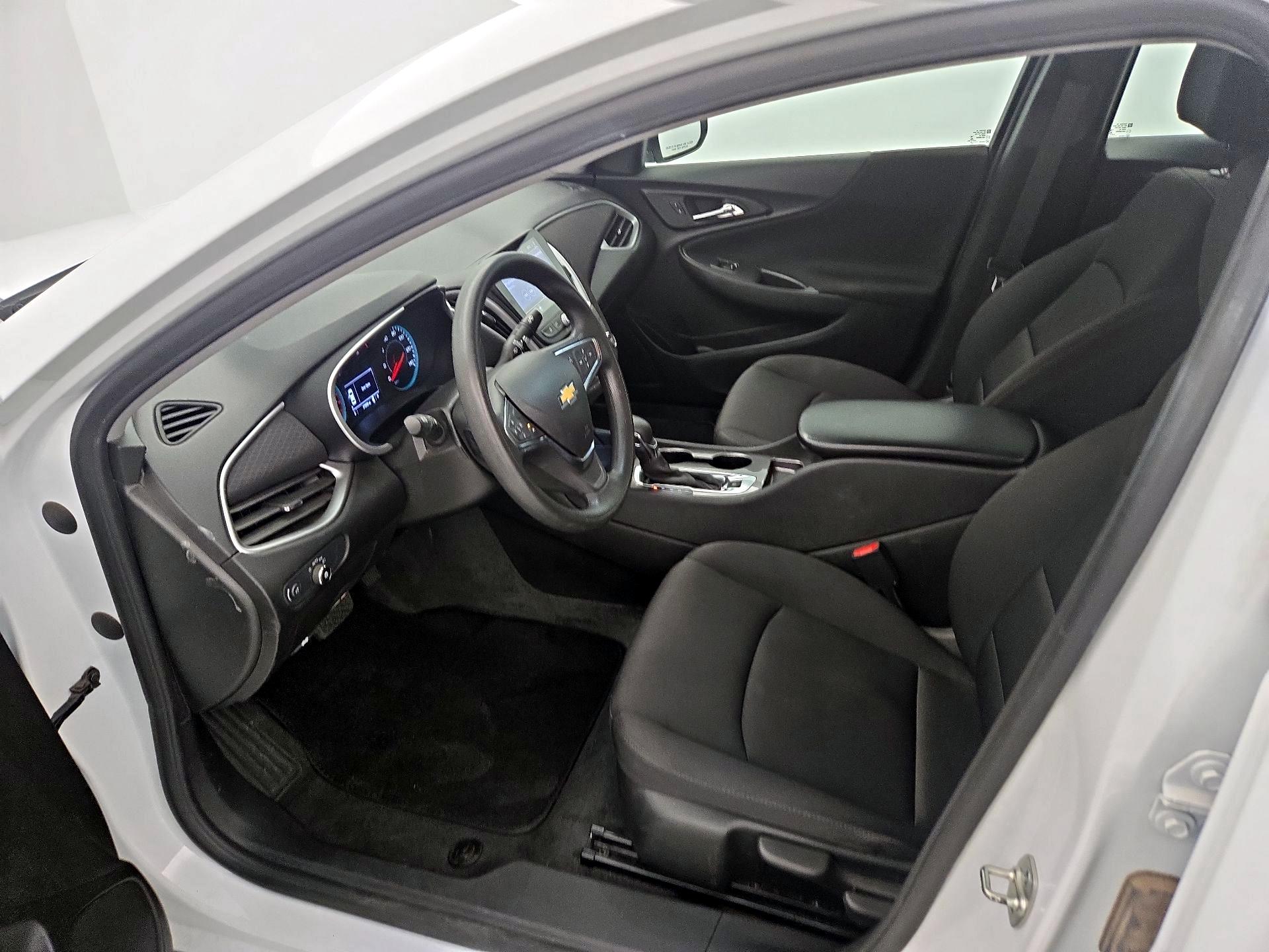 Thumbnail: 2024 Chevrolet Malibu - 11