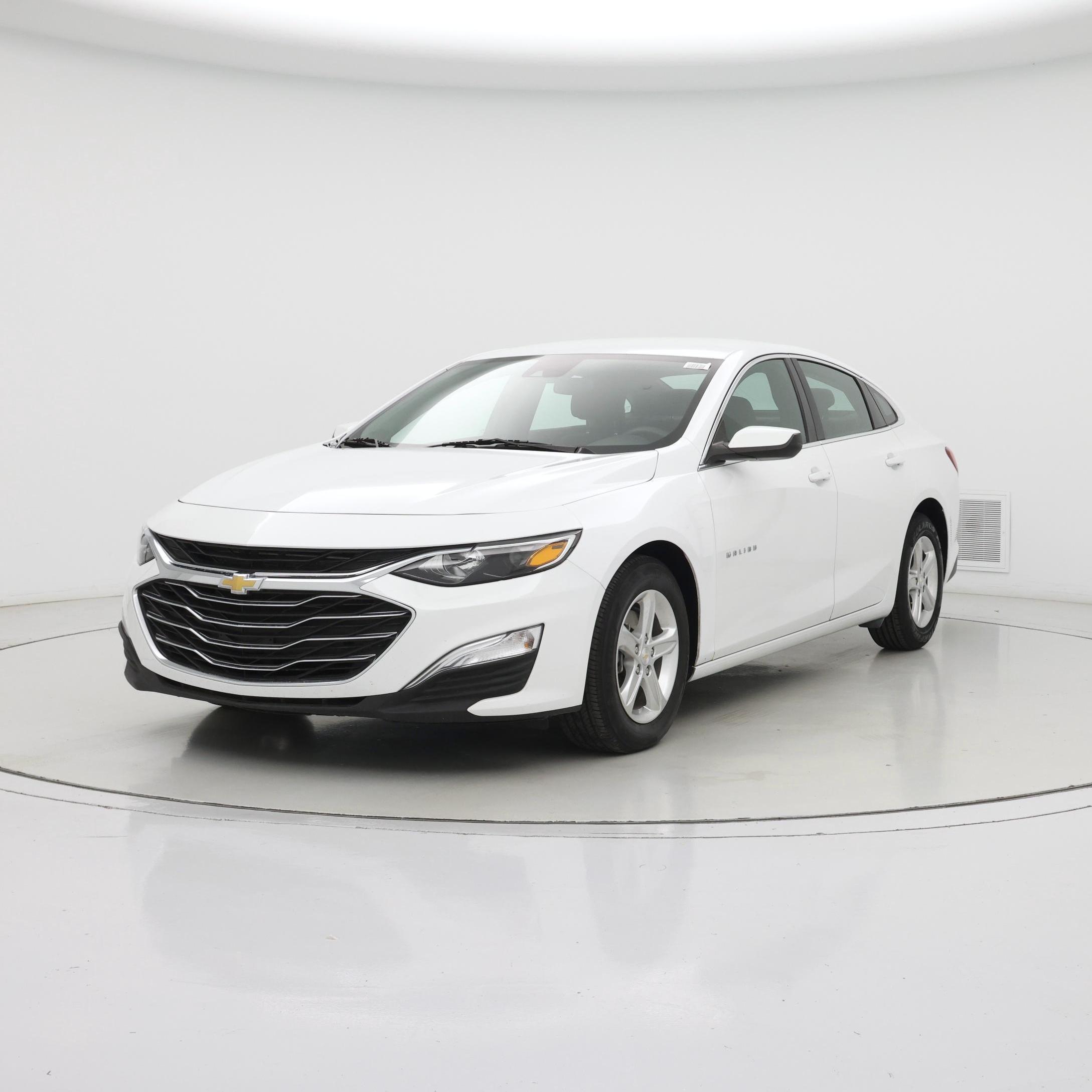 Thumbnail: 2024 Chevrolet Malibu - 4
