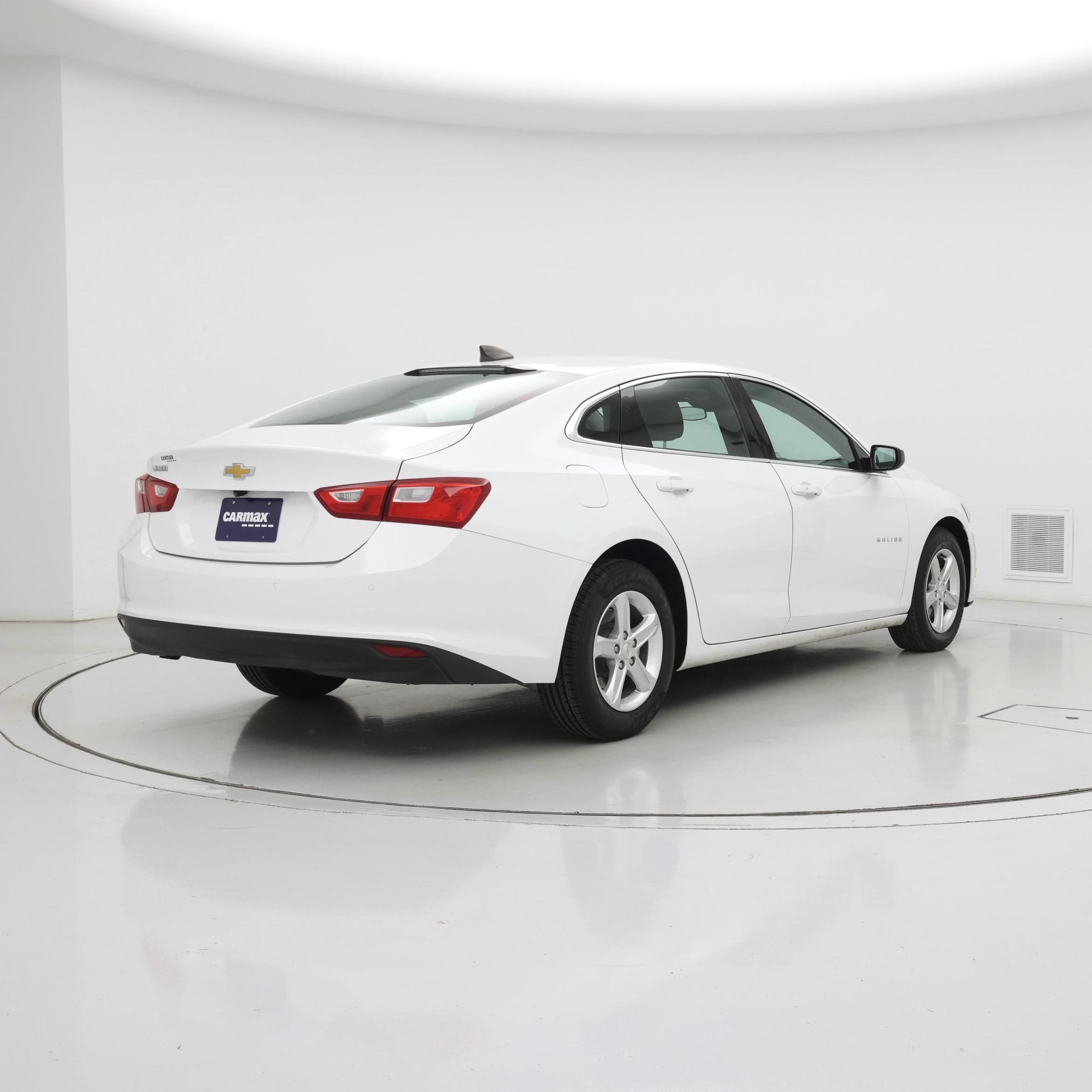 Thumbnail: 2024 Chevrolet Malibu - 8