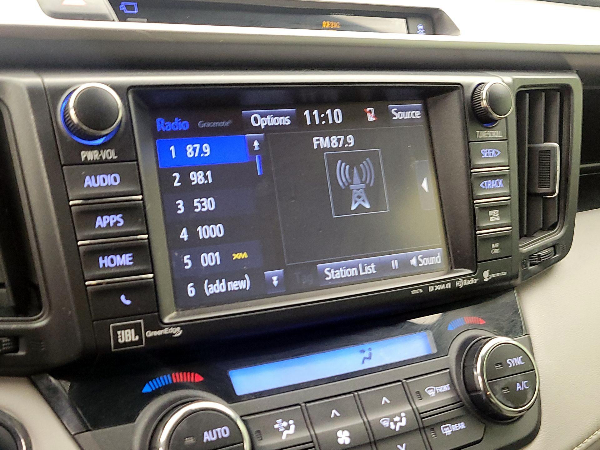 Thumbnail: 2016 Toyota RAV4 - 15