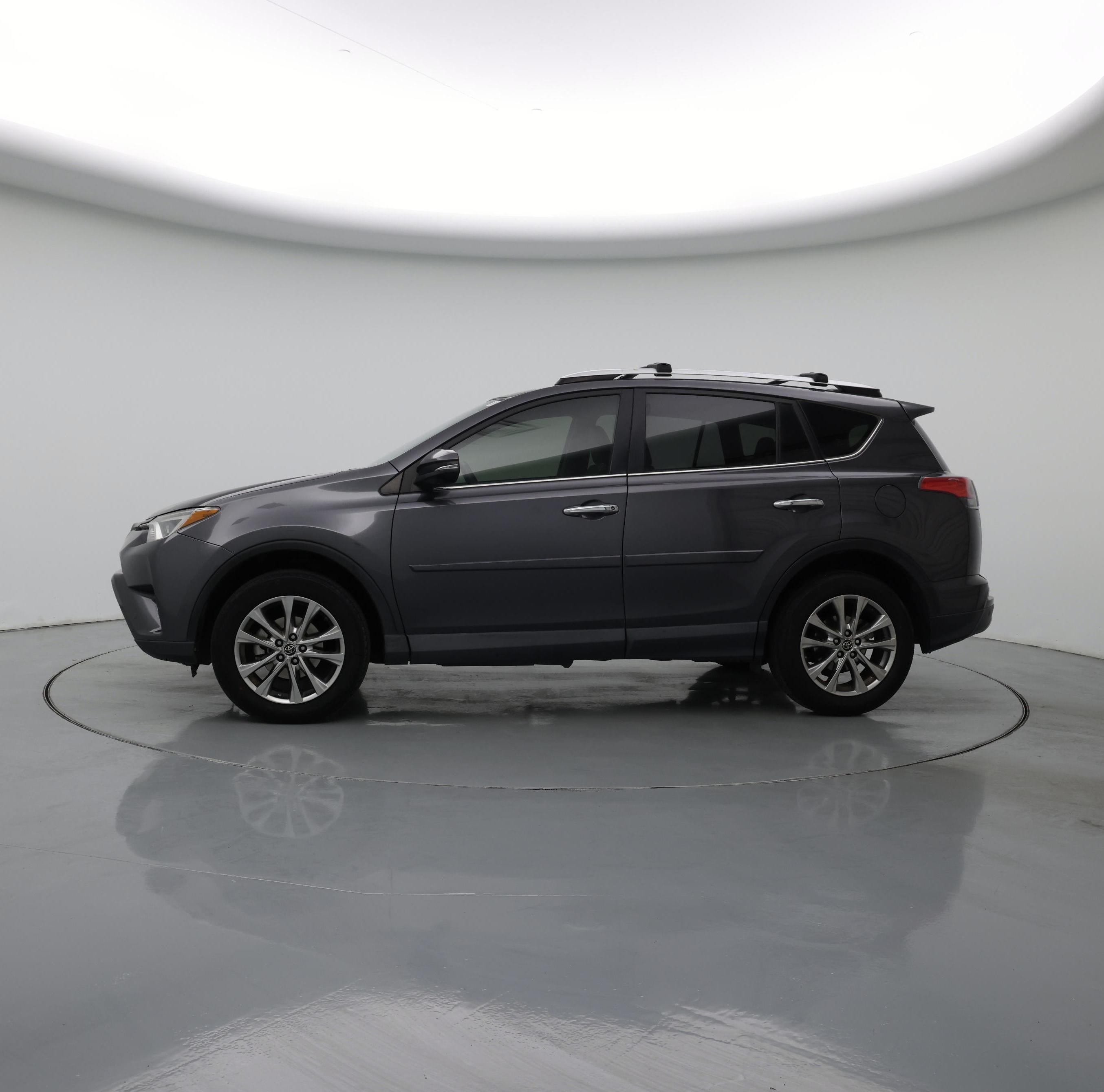 Thumbnail: 2016 Toyota RAV4 - 3