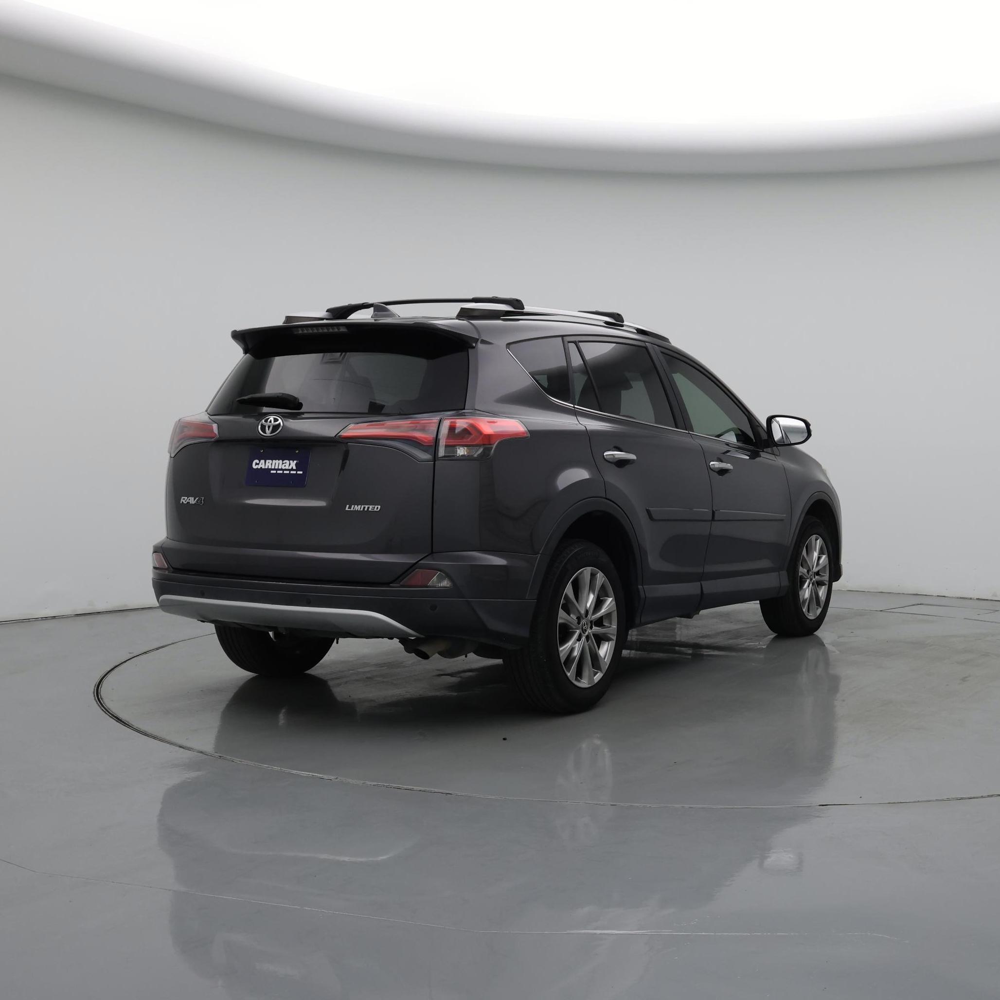 Thumbnail: 2016 Toyota RAV4 - 8