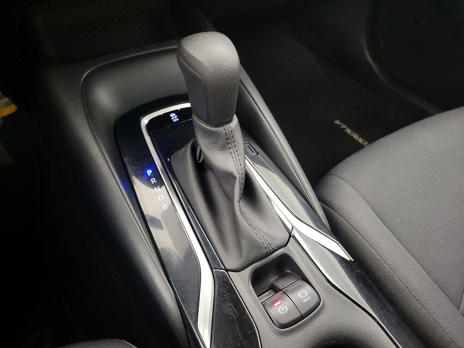 Thumbnail: 2022 Toyota Corolla - 17