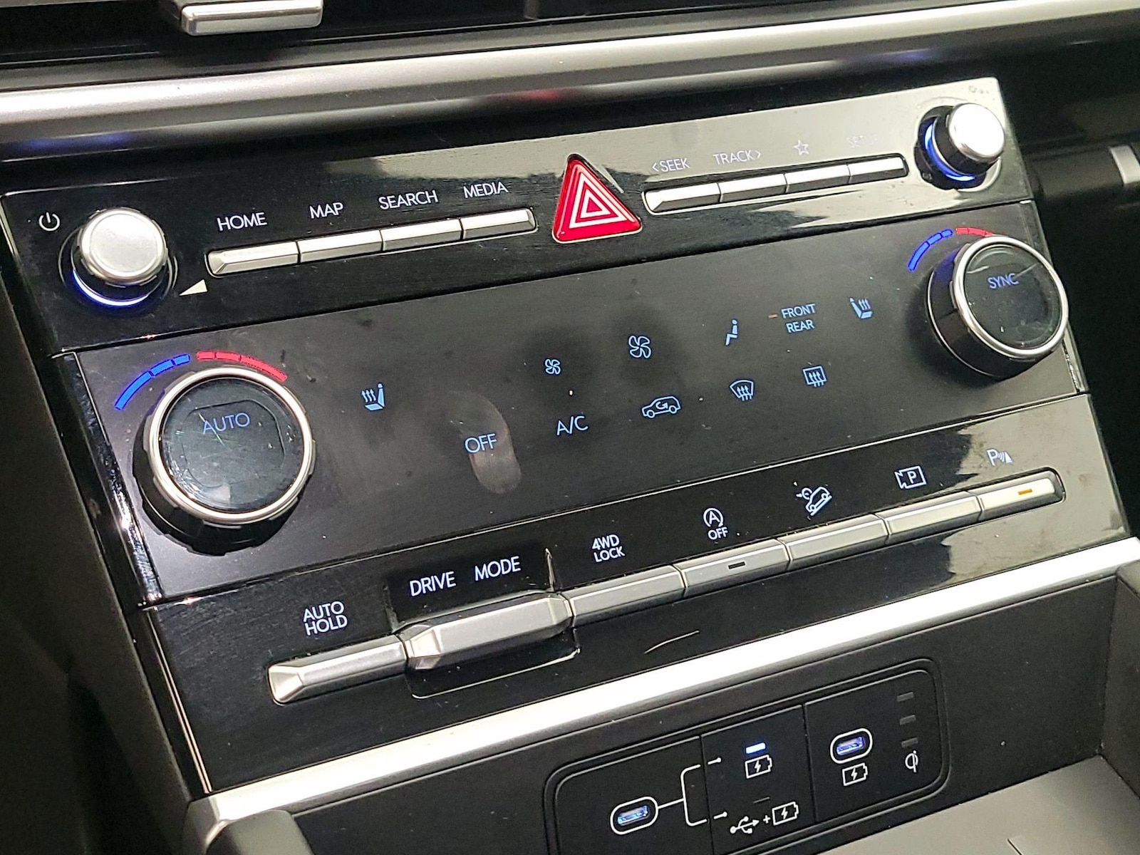 2024 Hyundai Santa Fe XRT - Photo 15