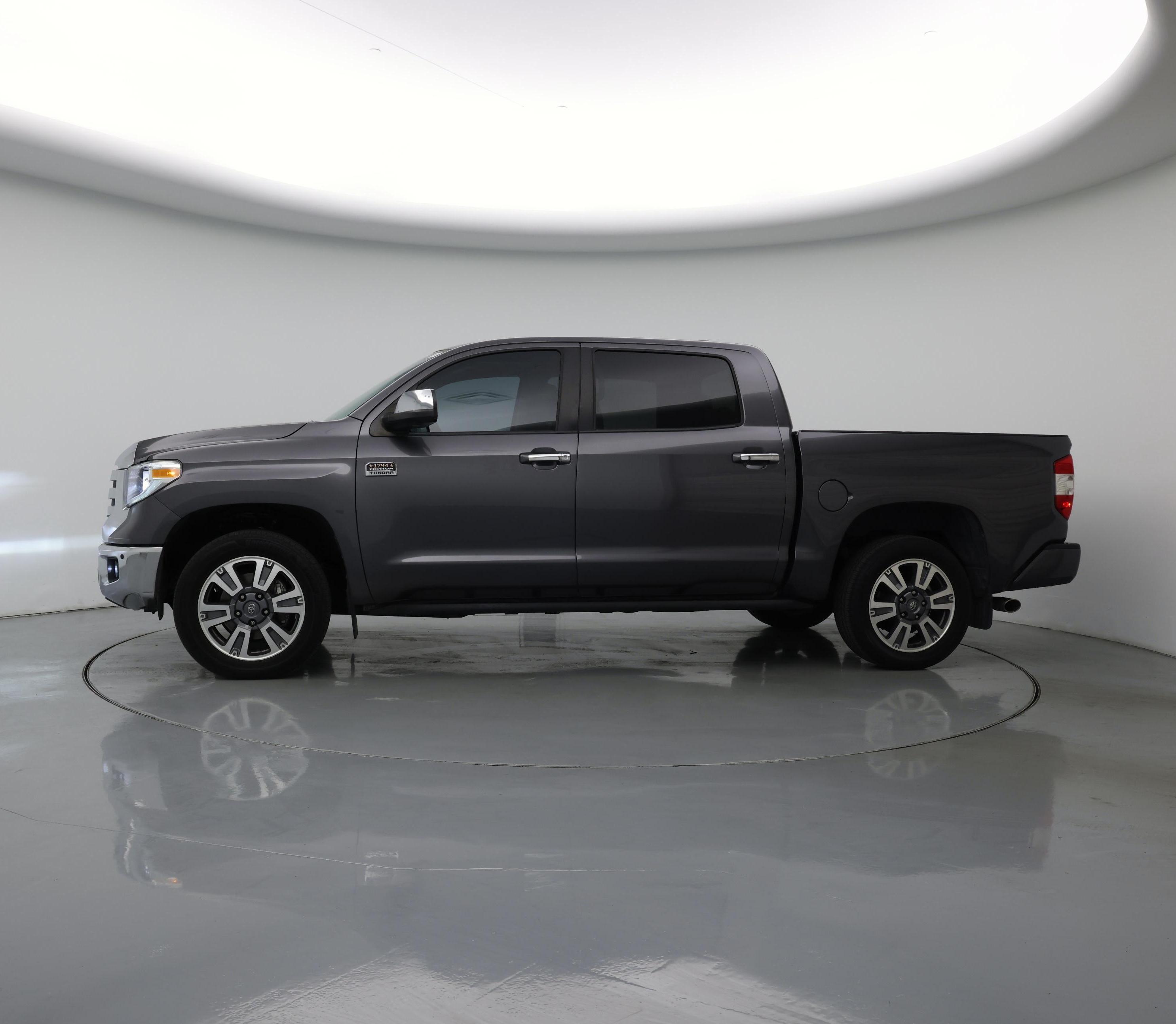 Thumbnail: 2021 Toyota Tundra - 3
