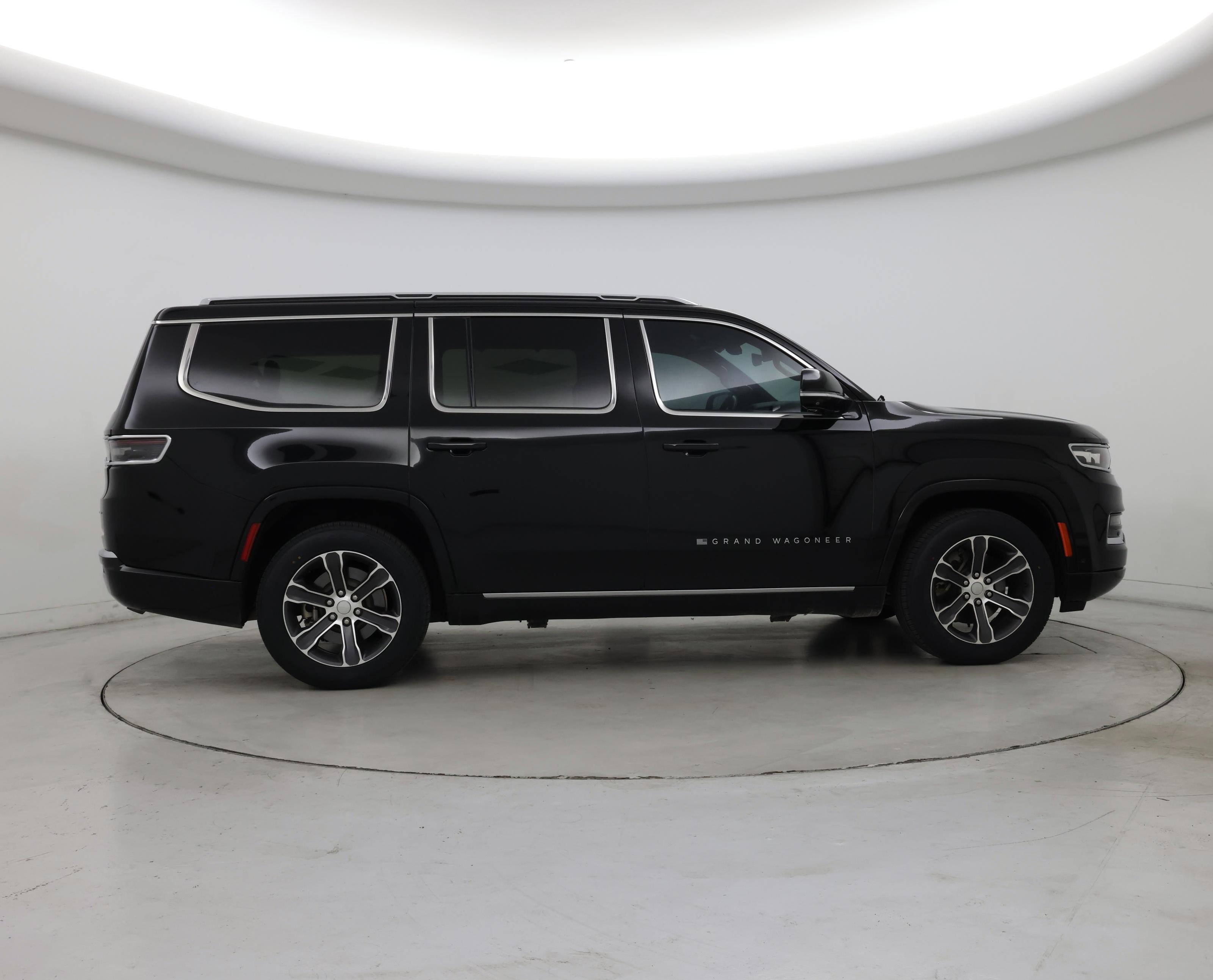 Thumbnail: 2022 Jeep Grand Wagoneer - 7