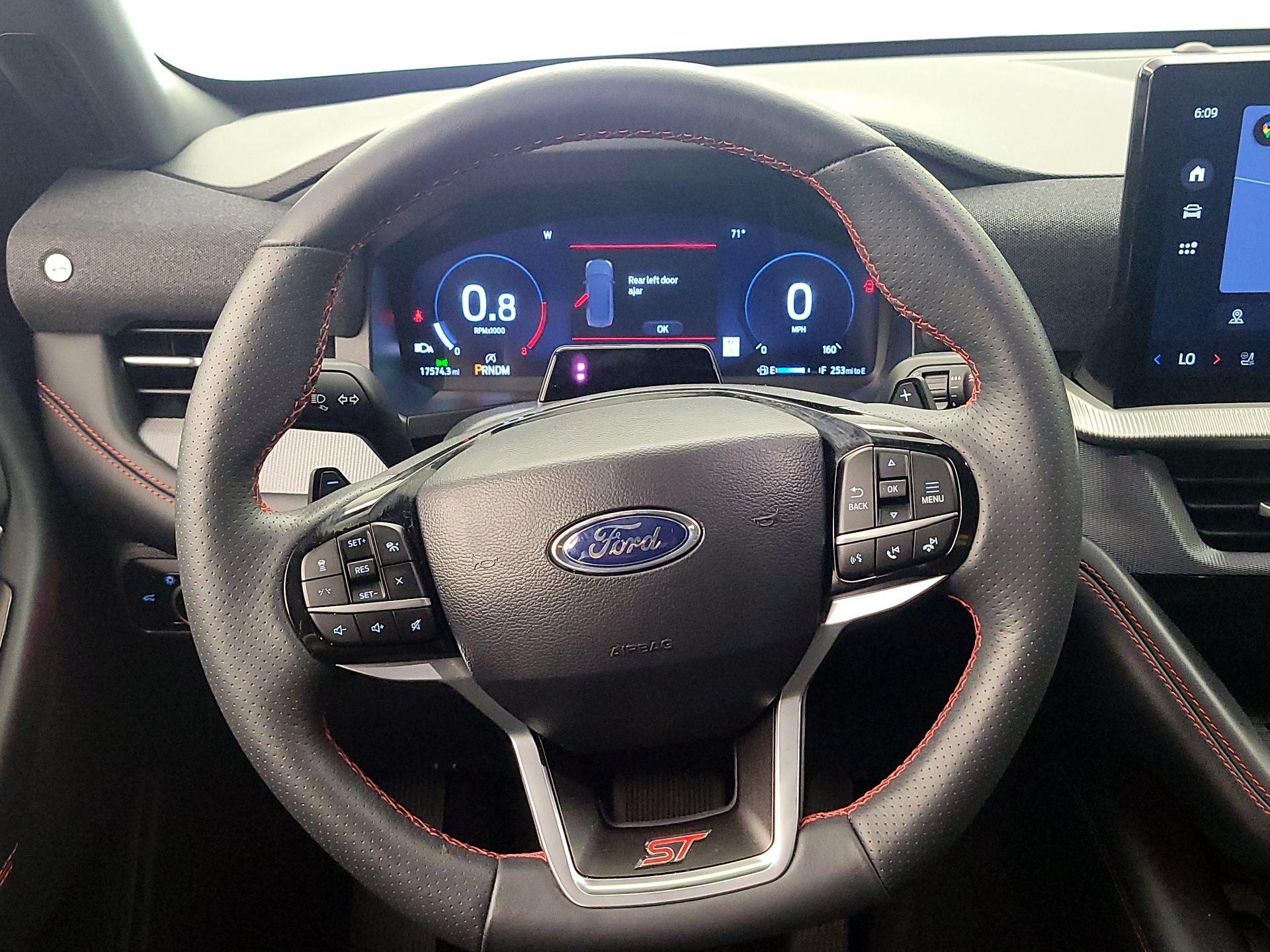 Thumbnail: 2025 Ford Explorer - 10