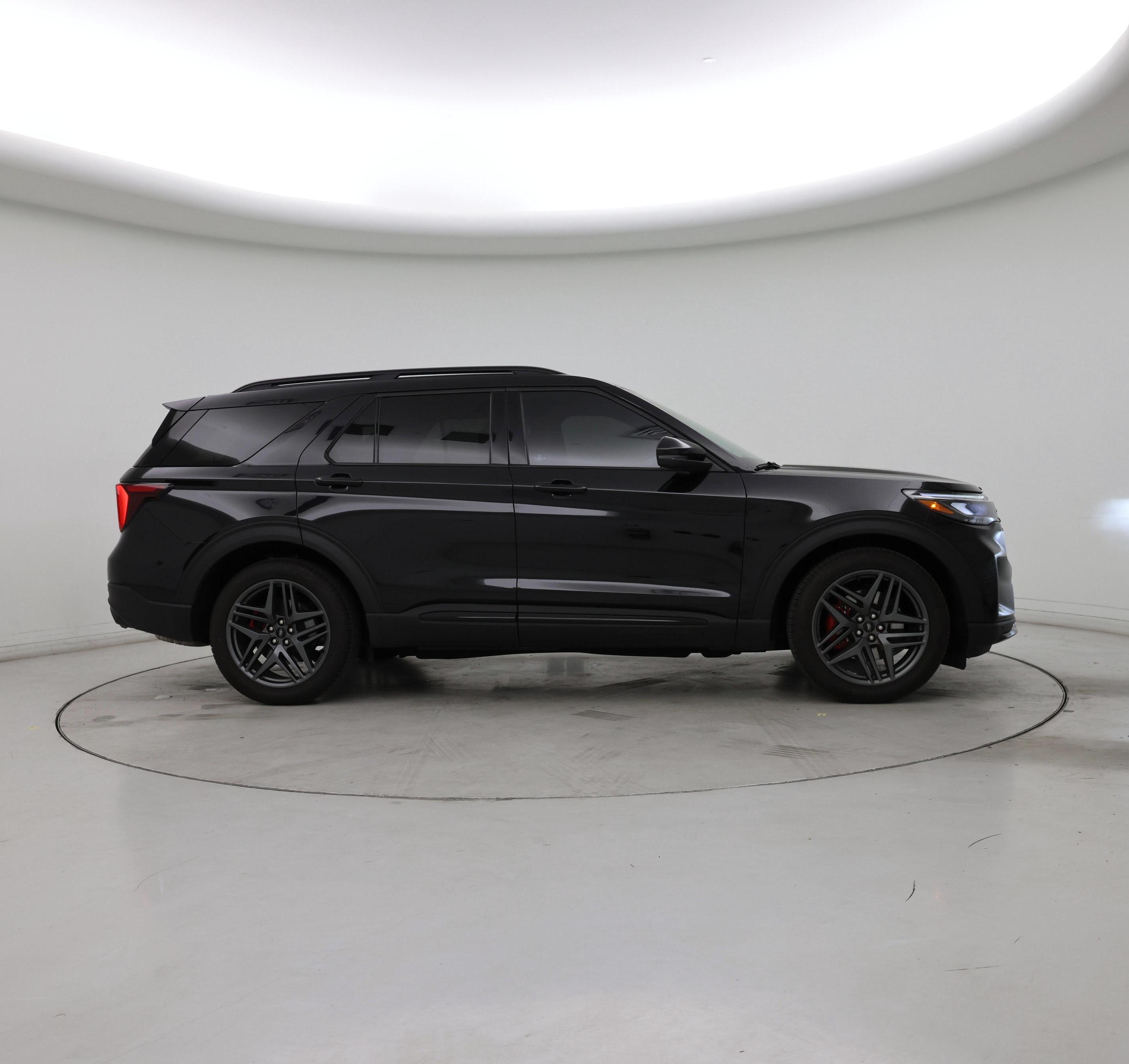 Thumbnail: 2025 Ford Explorer - 7