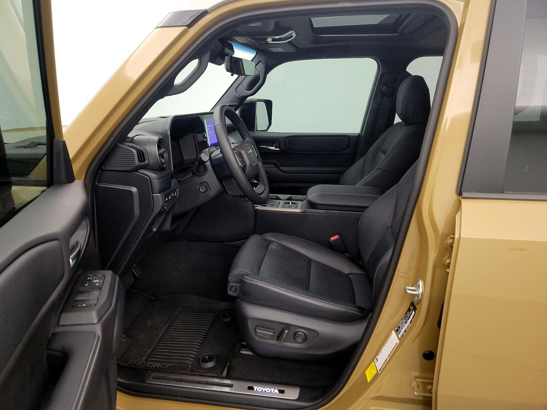 Thumbnail: 2025 Toyota Land Cruiser - 11