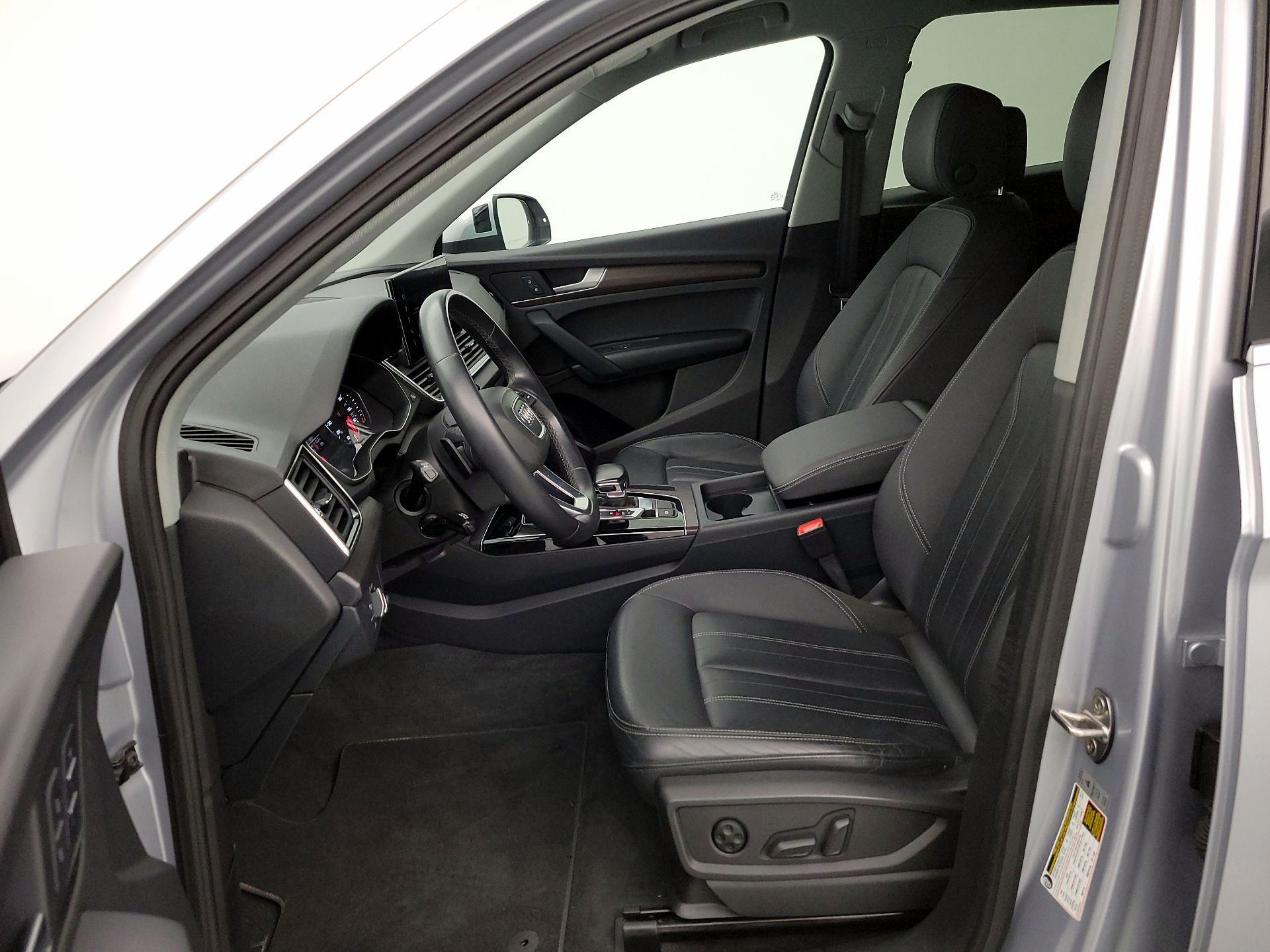 Thumbnail: 2023 Audi Q5 - 11