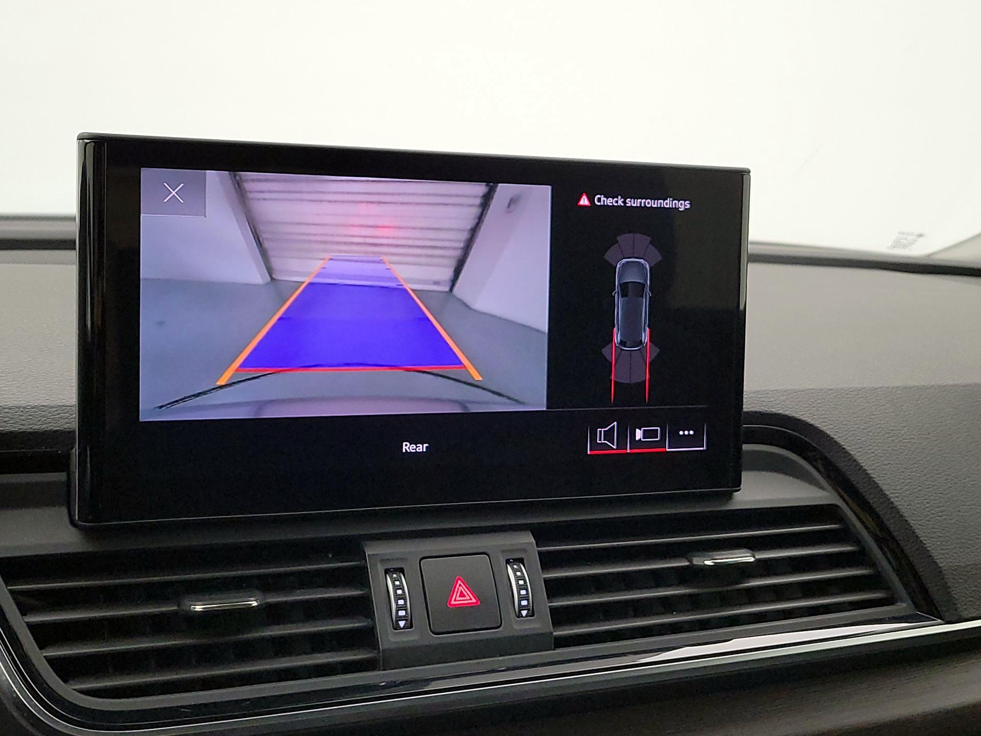 Thumbnail: 2023 Audi Q5 - 14