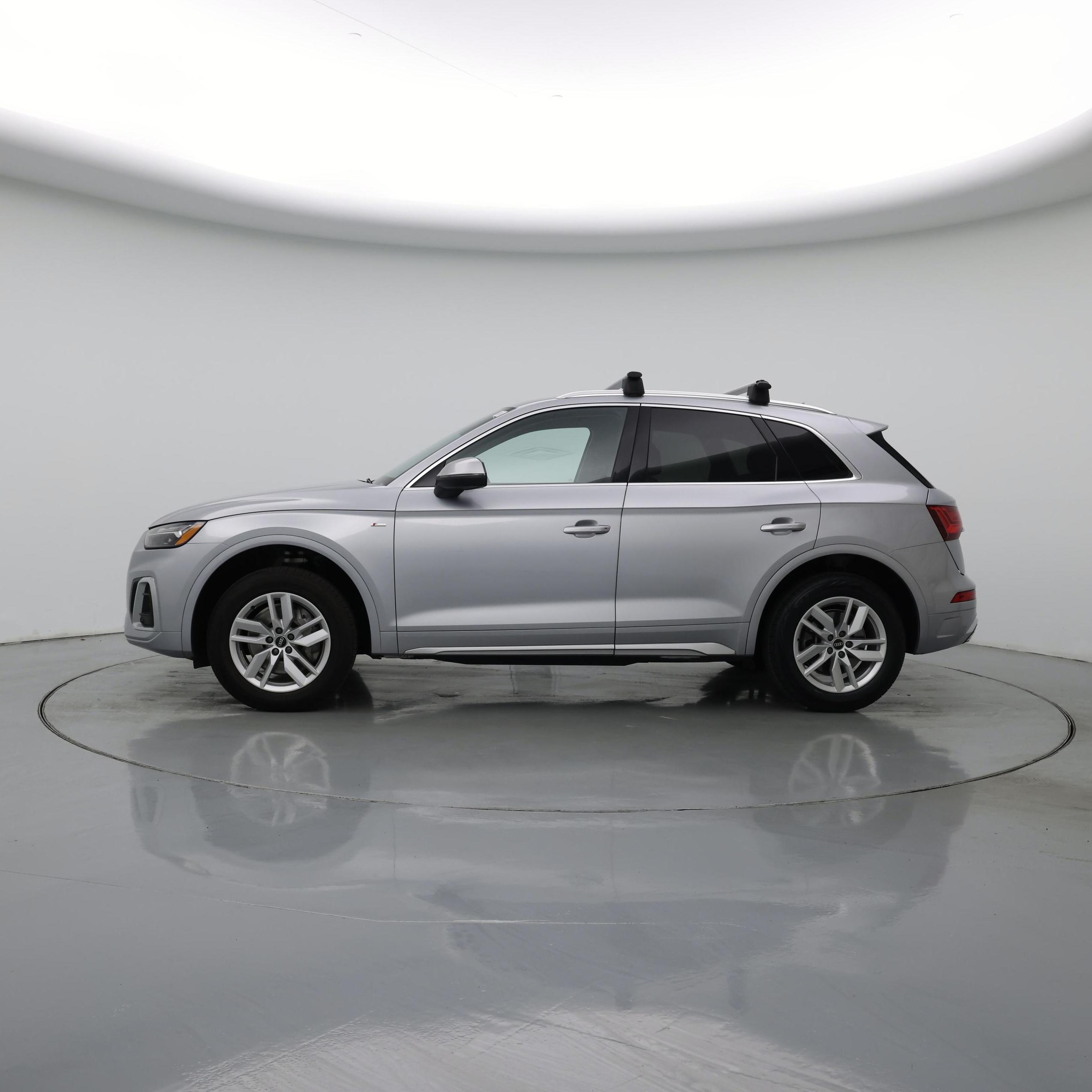 Thumbnail: 2023 Audi Q5 - 3