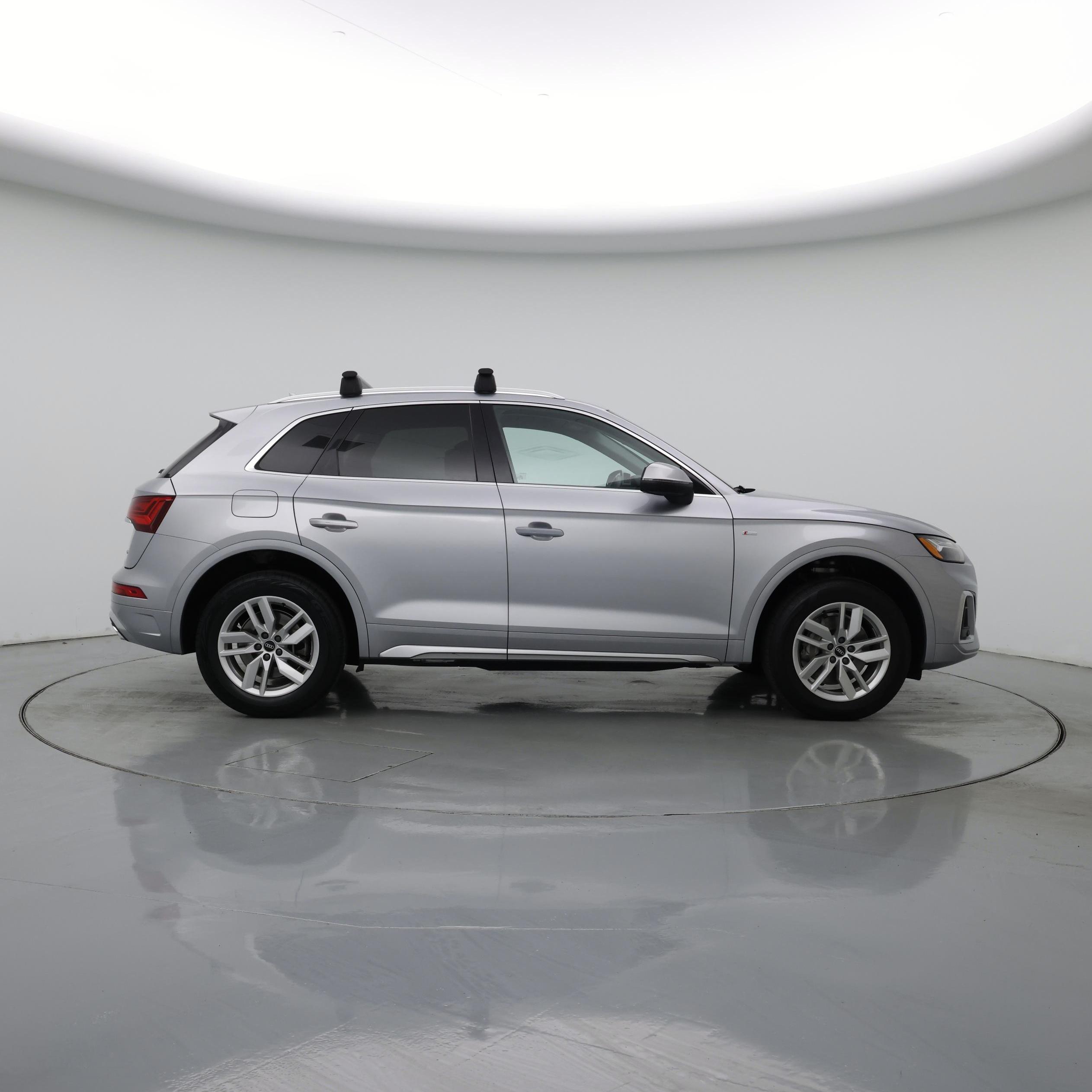 Thumbnail: 2023 Audi Q5 - 7