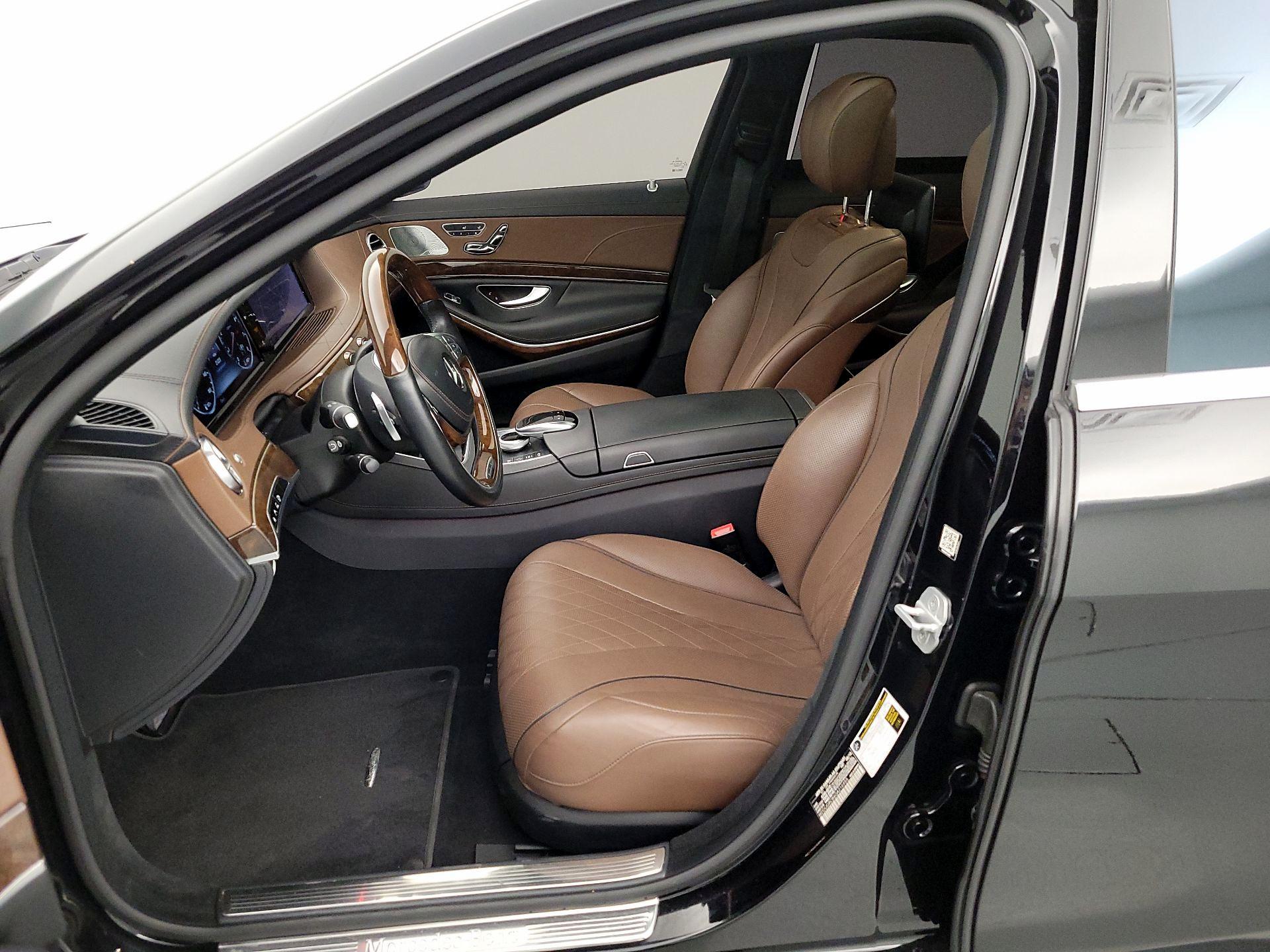 Thumbnail: 2016 Mercedes-Benz S-Class - 11