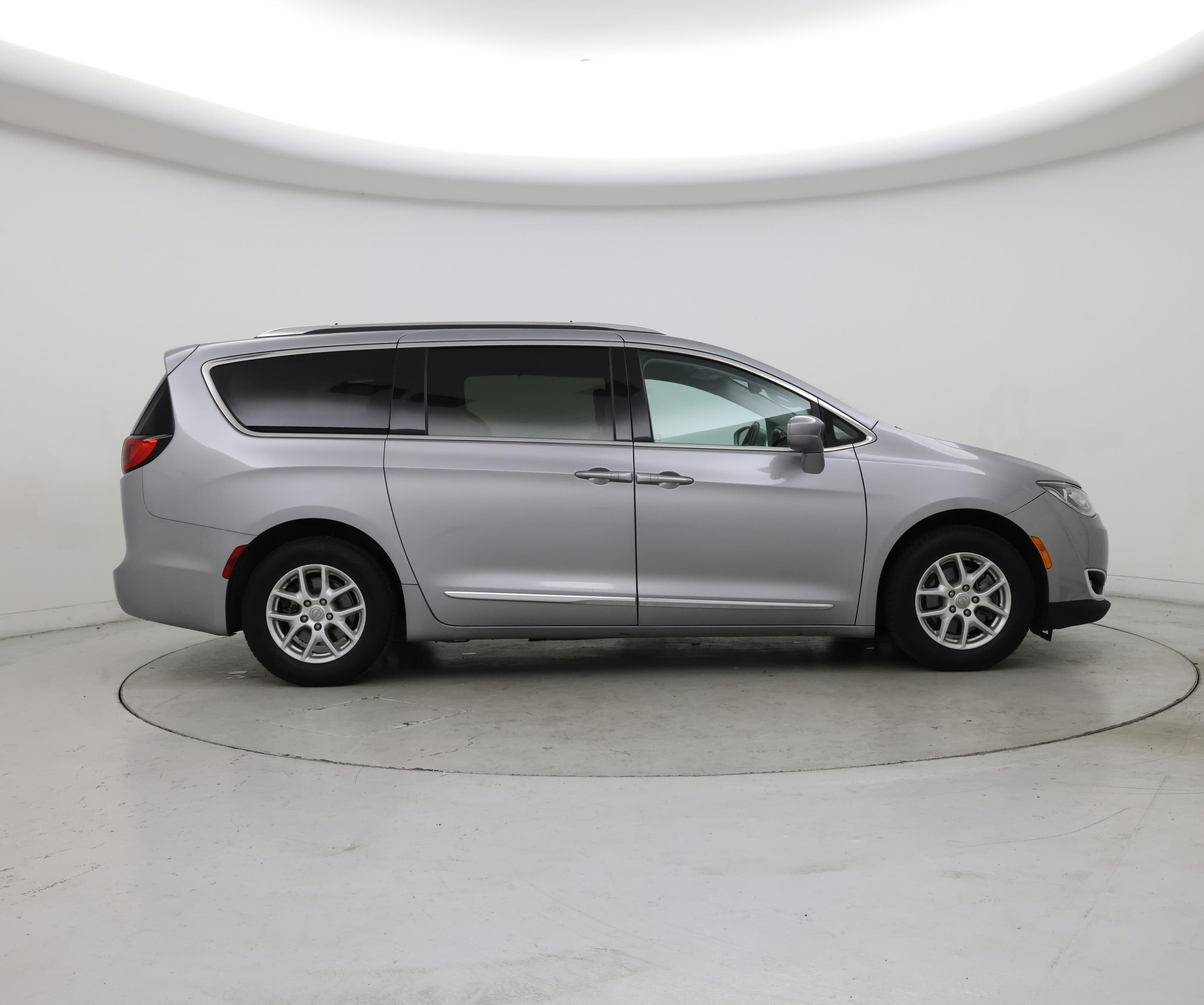 Thumbnail: 2020 Chrysler Pacifica - 7