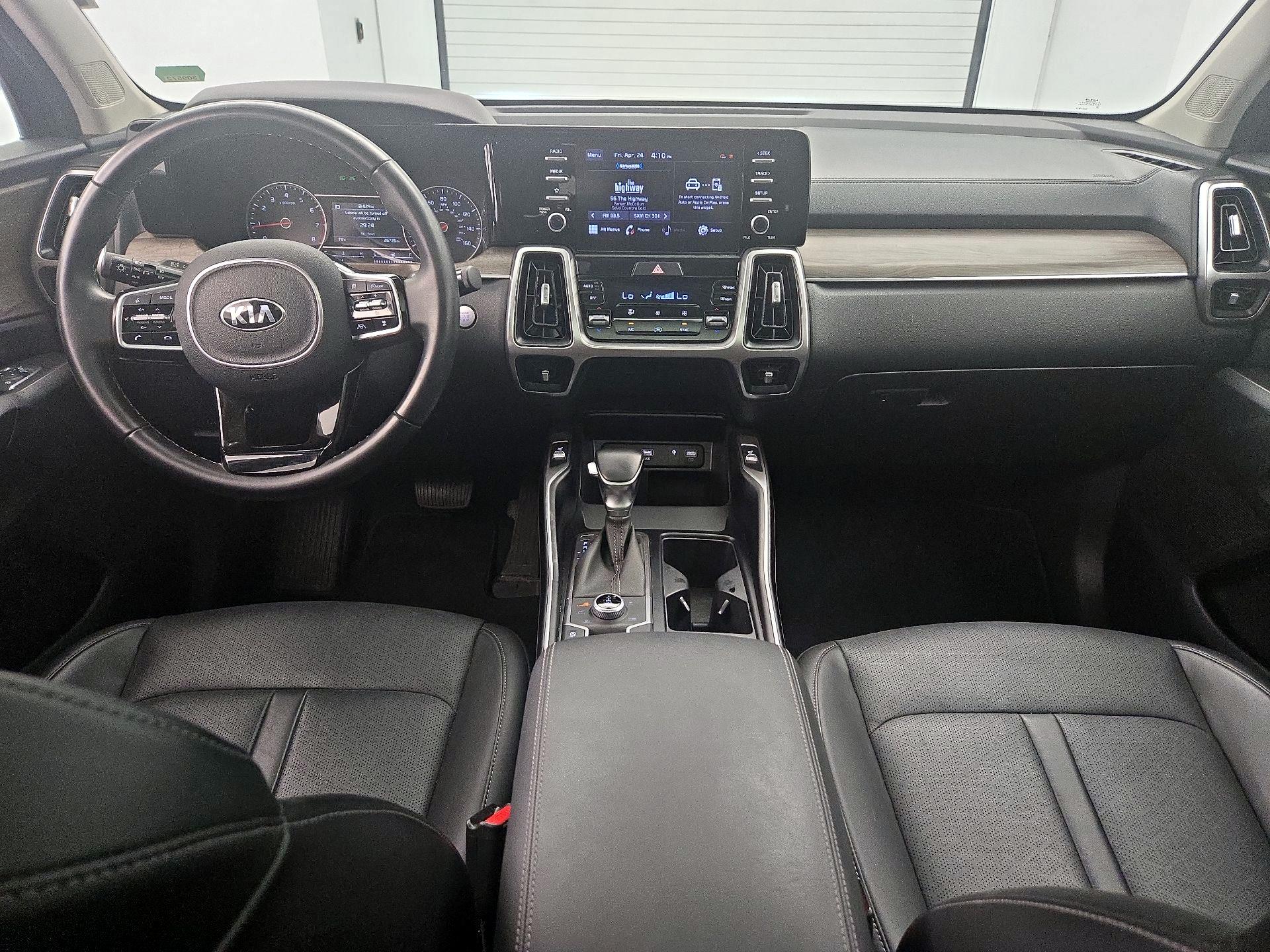 Thumbnail: 2021 Kia Sorento - 9