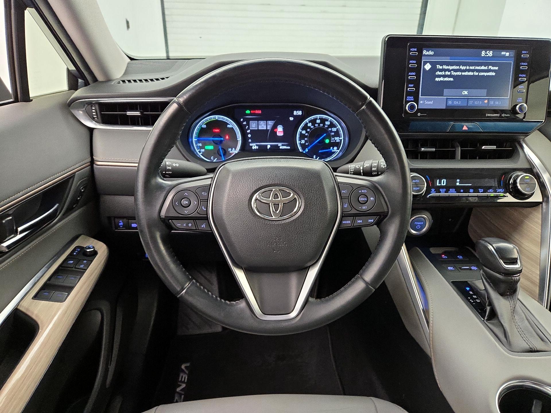 Thumbnail: 2021 Toyota Venza - 10