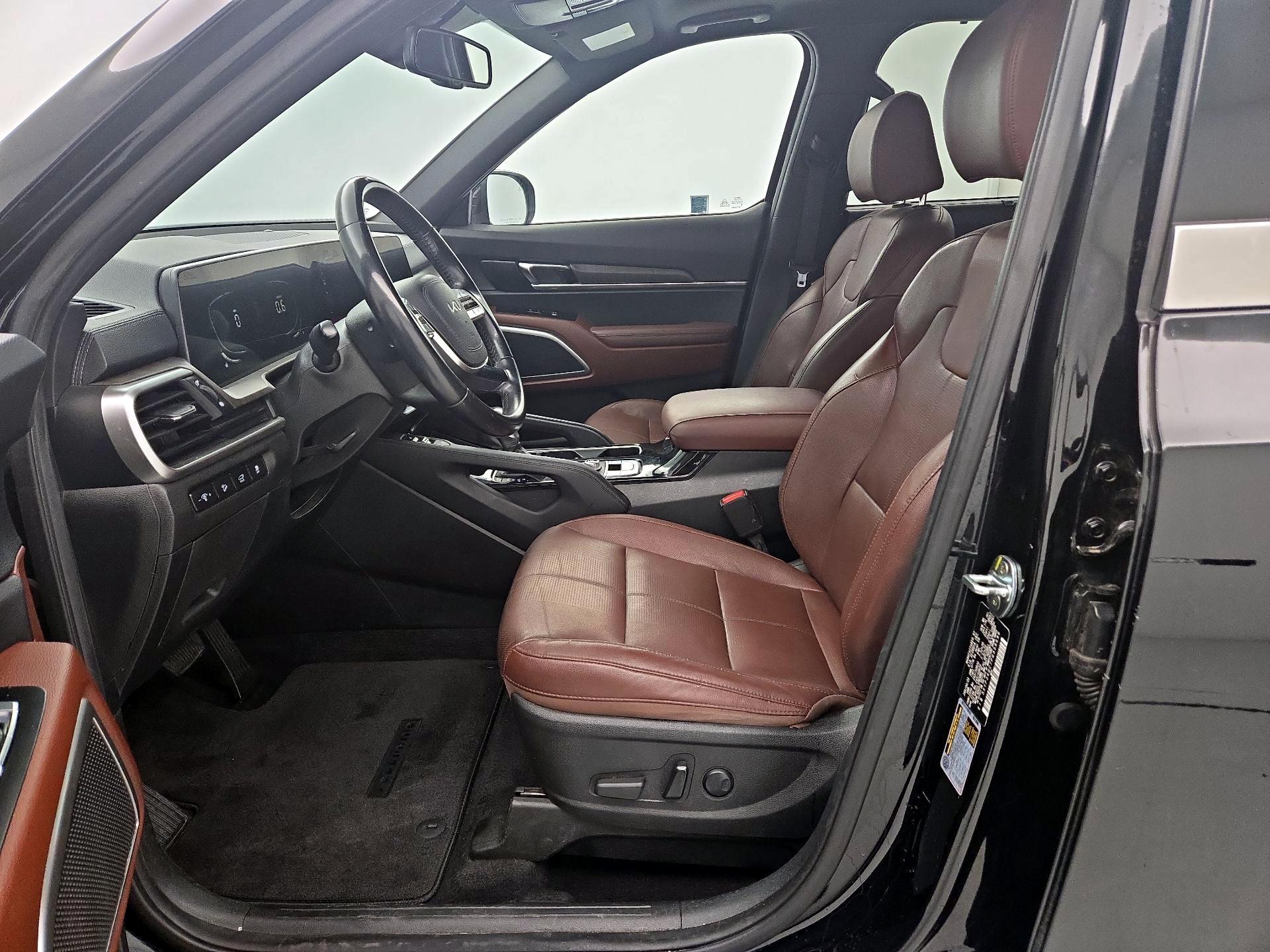 Thumbnail: 2023 Kia Telluride - 11