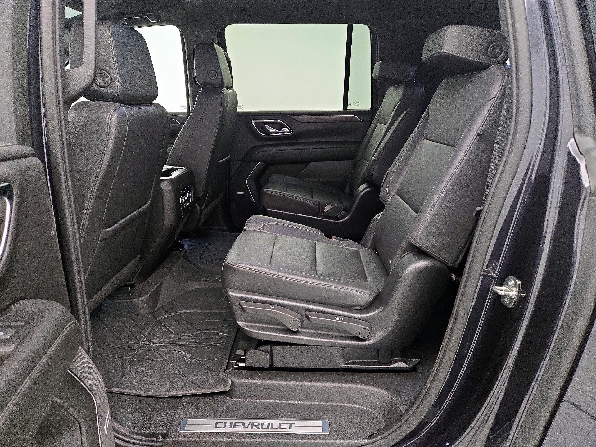Thumbnail: 2023 Chevrolet Suburban - 19