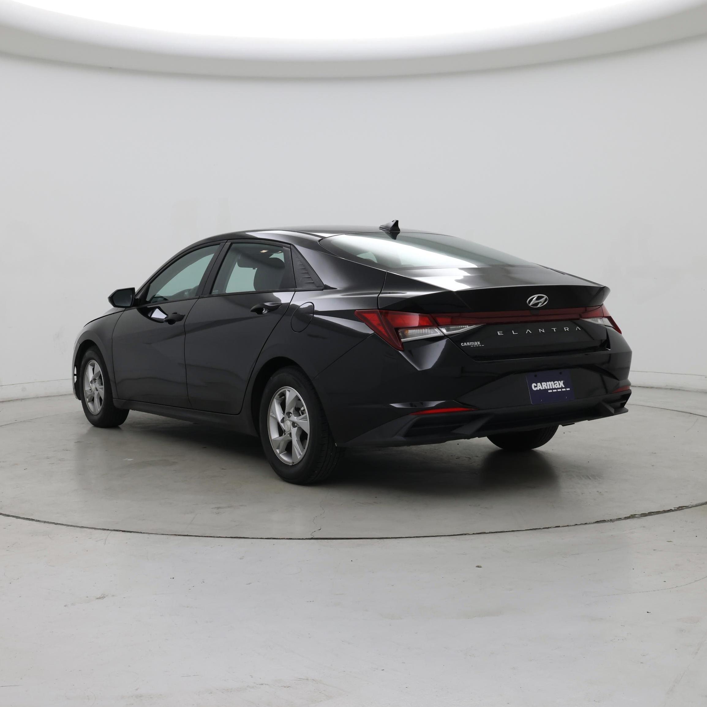 Thumbnail: 2021 Hyundai Elantra - 2