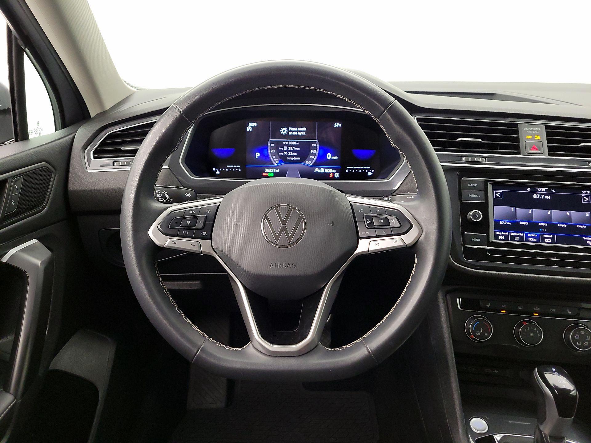 Thumbnail: 2024 Volkswagen Tiguan - 10