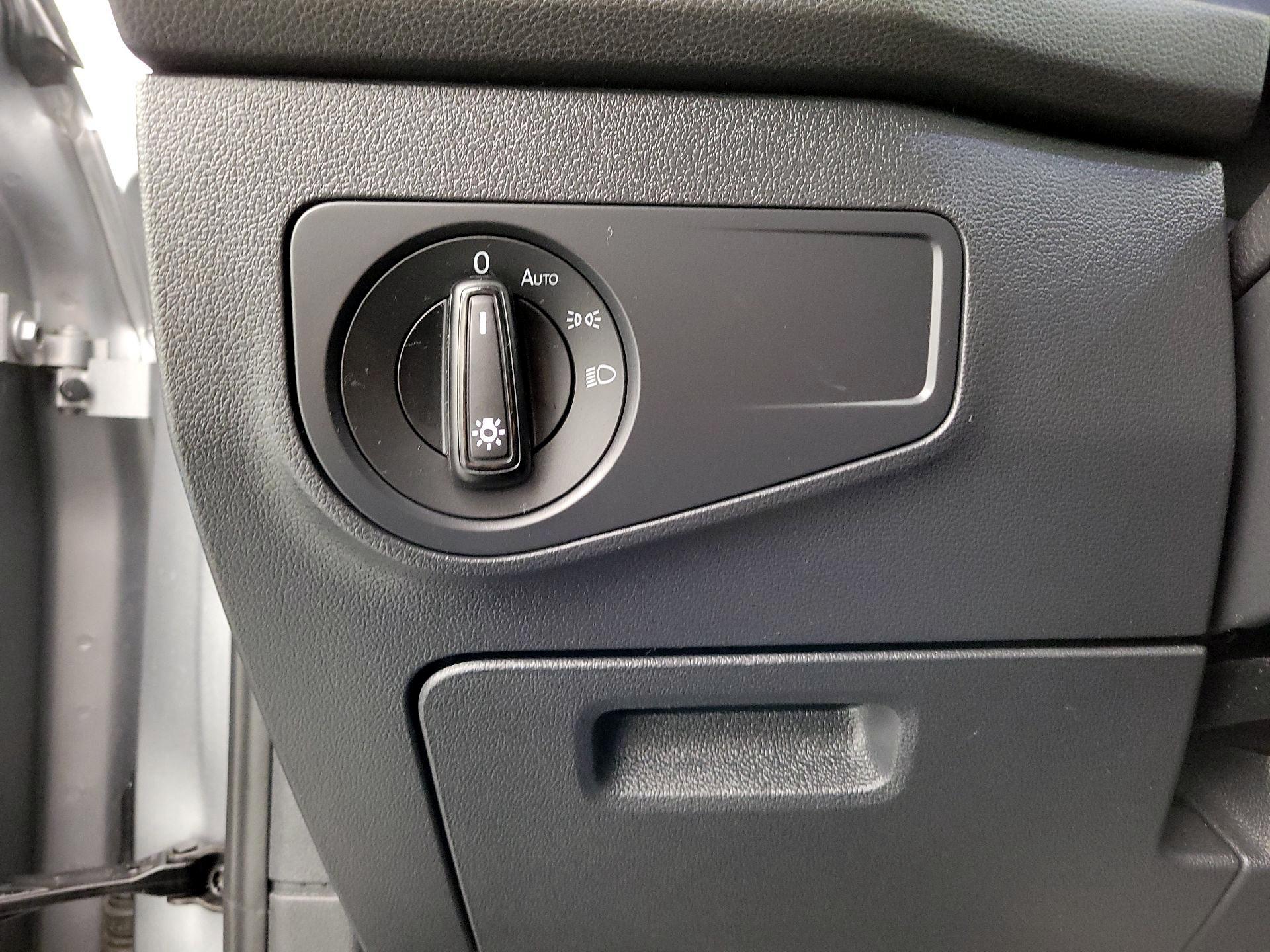 Thumbnail: 2024 Volkswagen Tiguan - 13