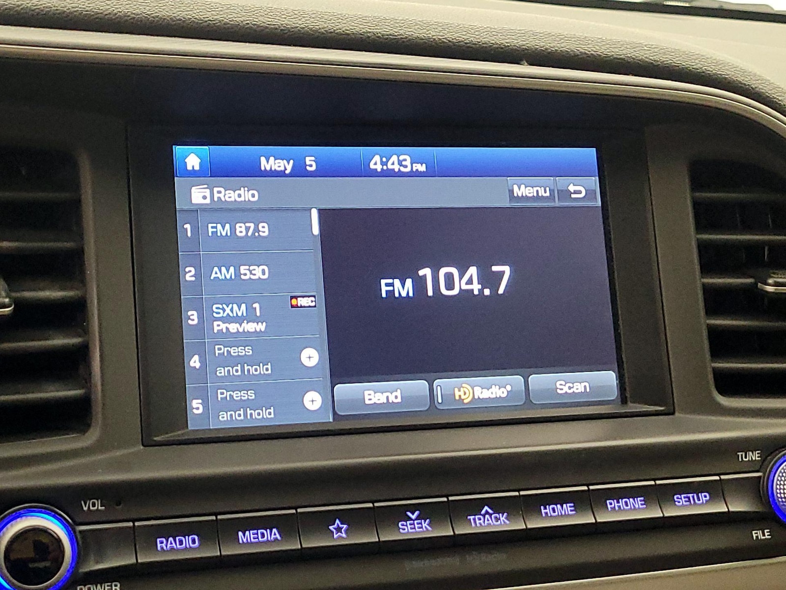 2019 Hyundai Elantra SEL - Photo 16