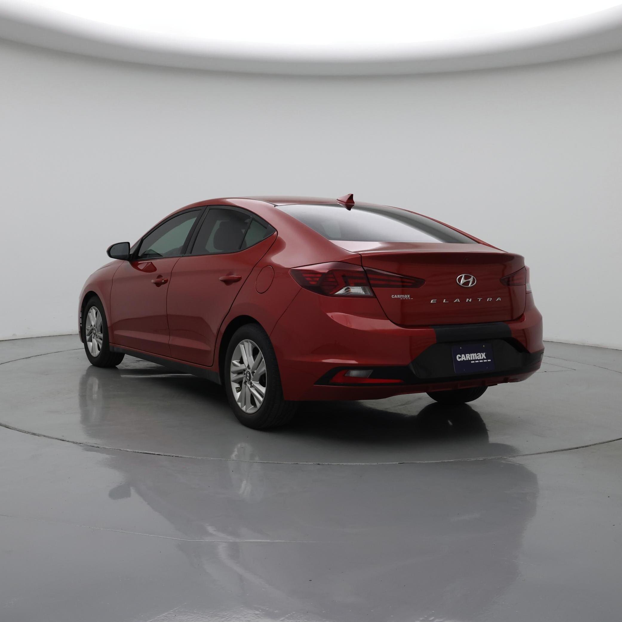 Thumbnail: 2019 Hyundai Elantra - 2