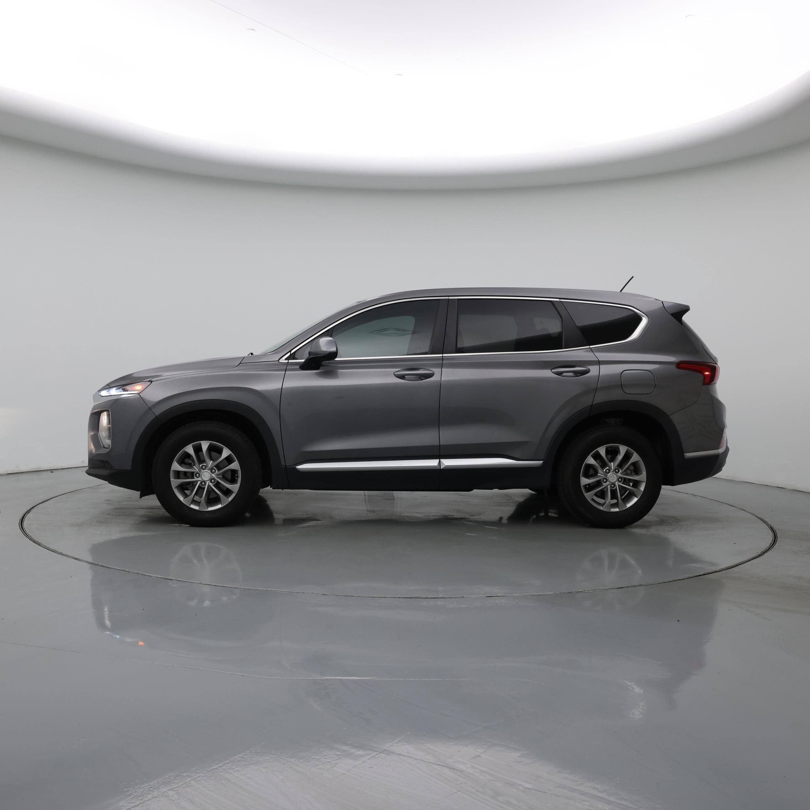 Thumbnail: 2020 Hyundai Santa Fe - 3