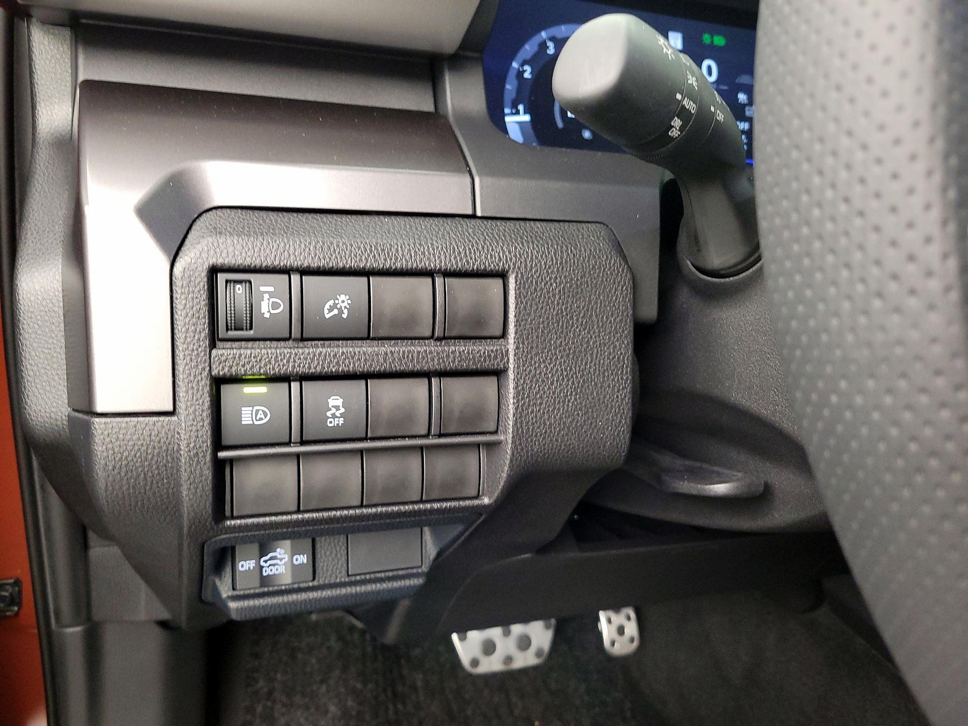 Thumbnail: 2025 Toyota Tacoma - 13