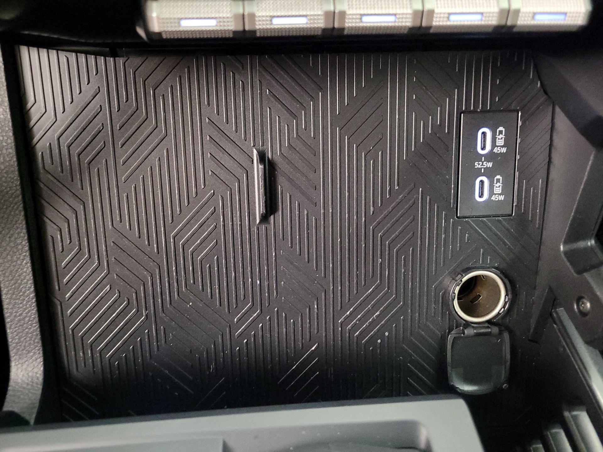 Thumbnail: 2025 Toyota Tacoma - 19