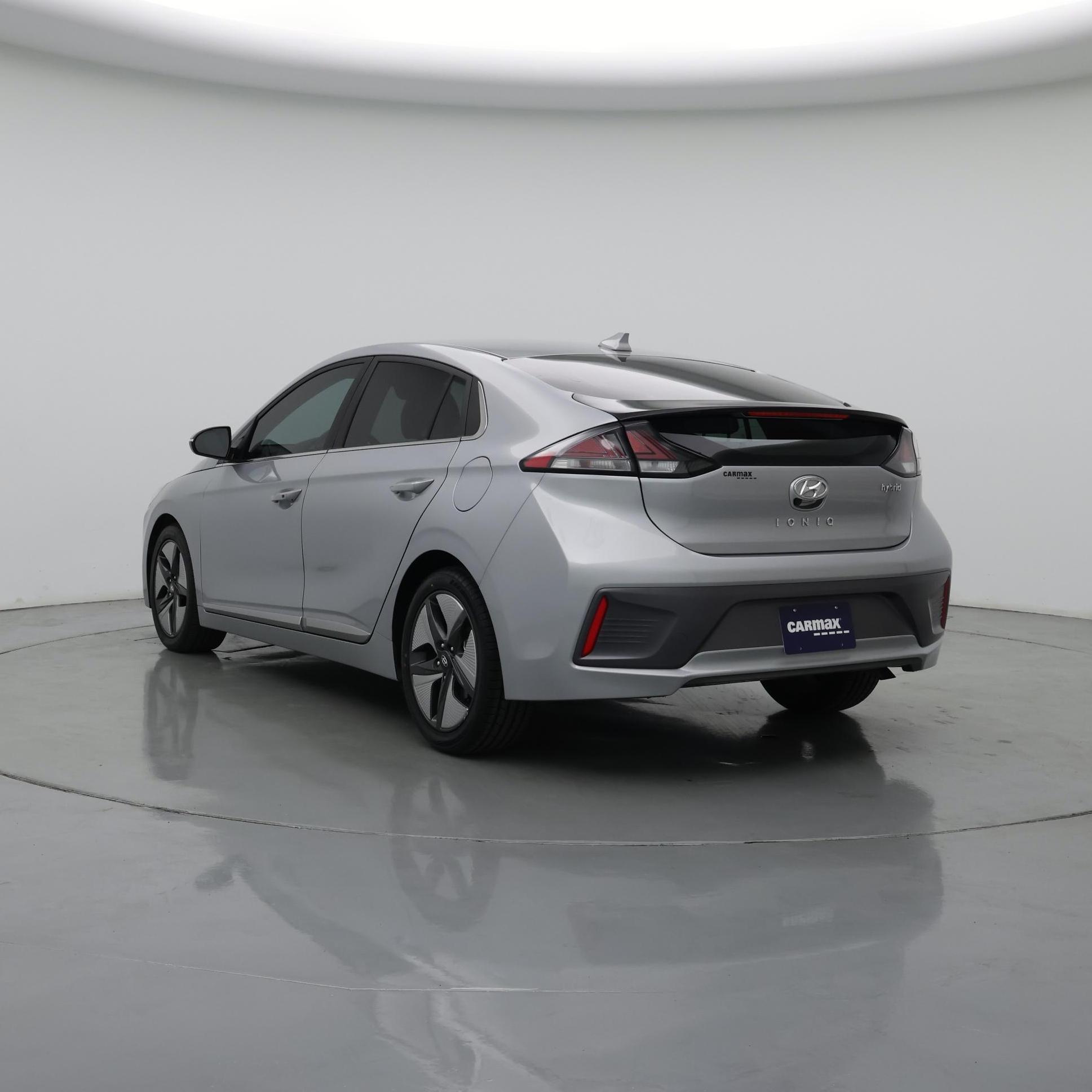 Thumbnail: 2022 Hyundai Ioniq - 2