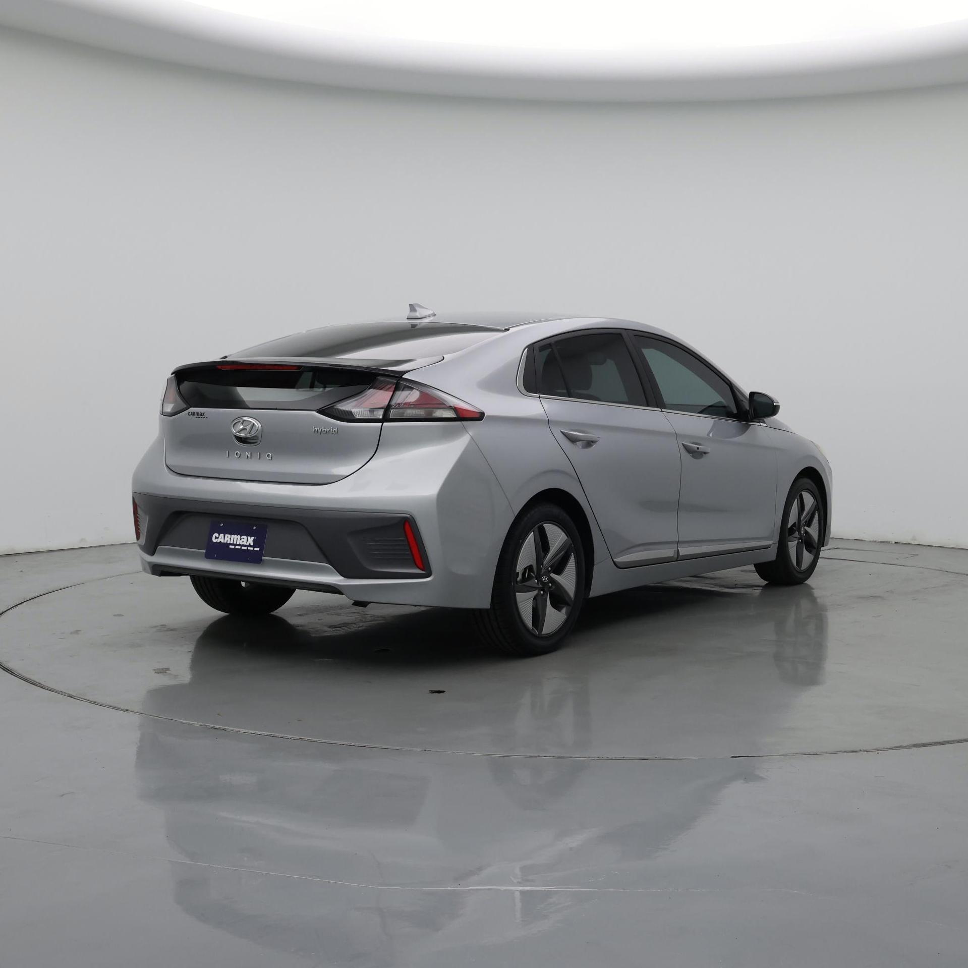 Thumbnail: 2022 Hyundai Ioniq - 8