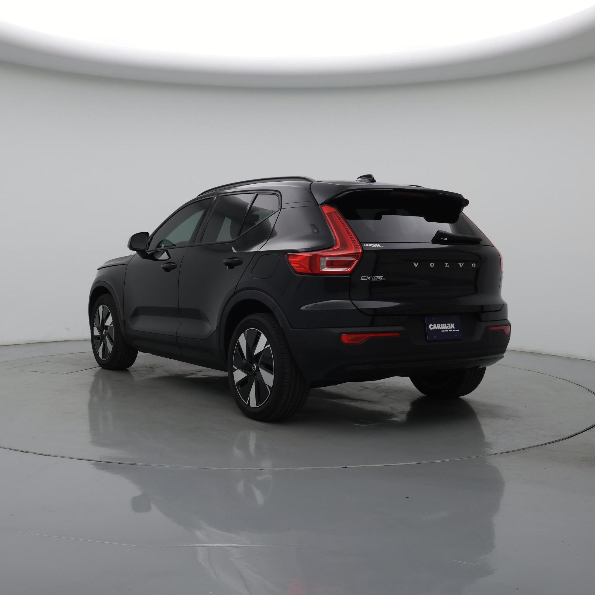 Thumbnail: 2025 Volvo EX40 - 2