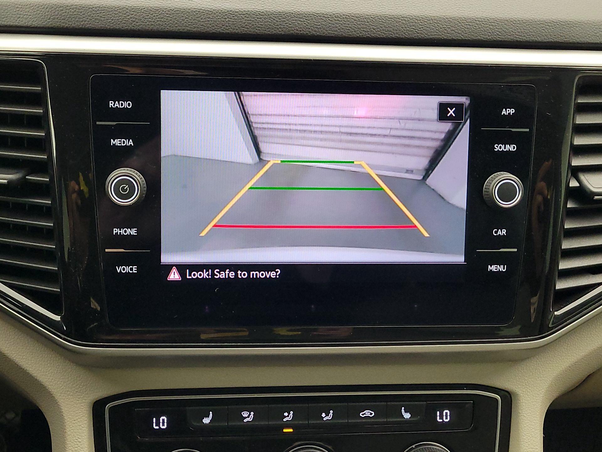 Thumbnail: 2023 Volkswagen Atlas - 14