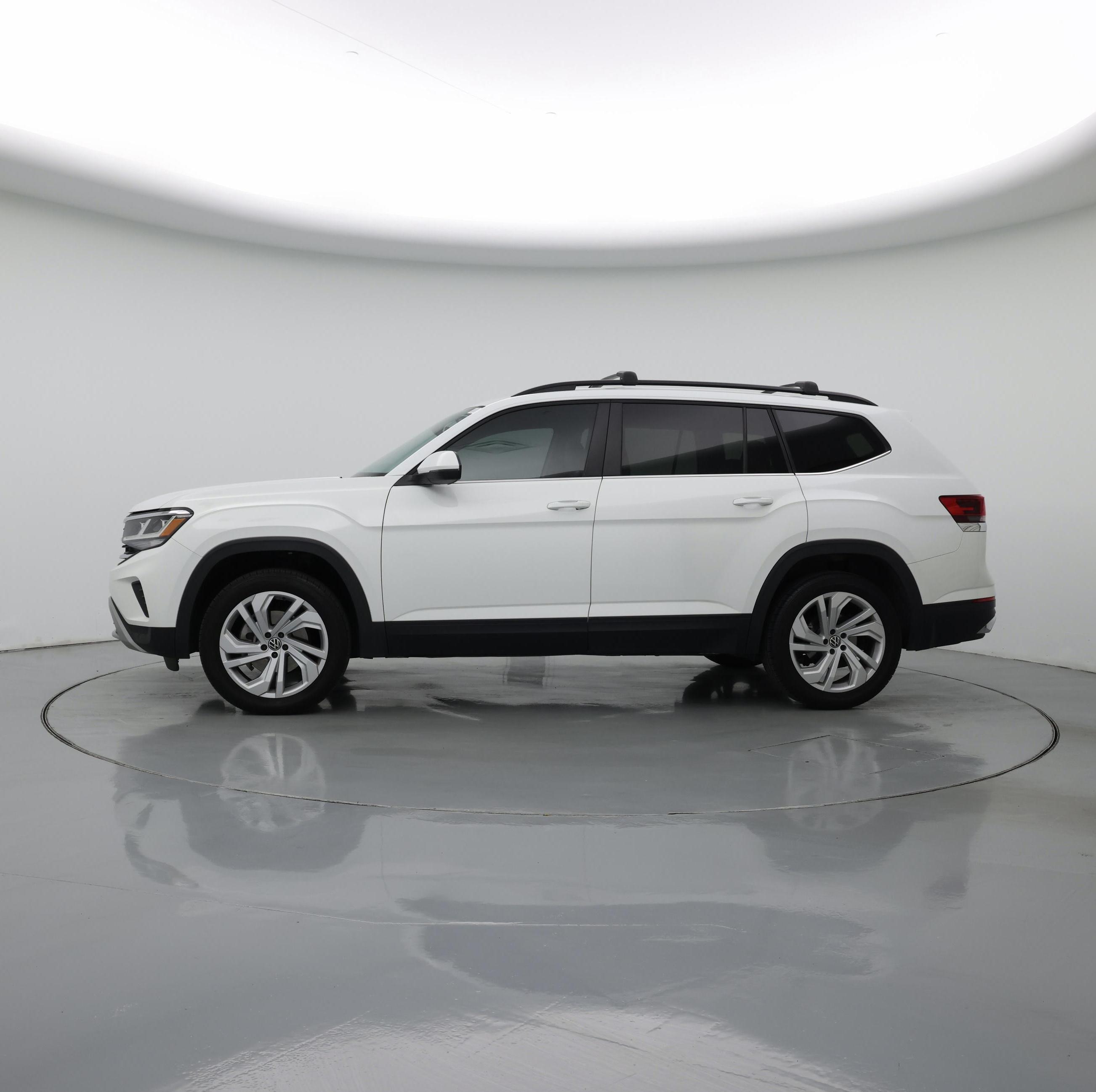 Thumbnail: 2023 Volkswagen Atlas - 3