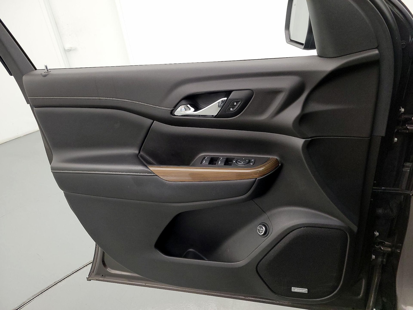 2020 GMC Acadia SLE - Photo 13