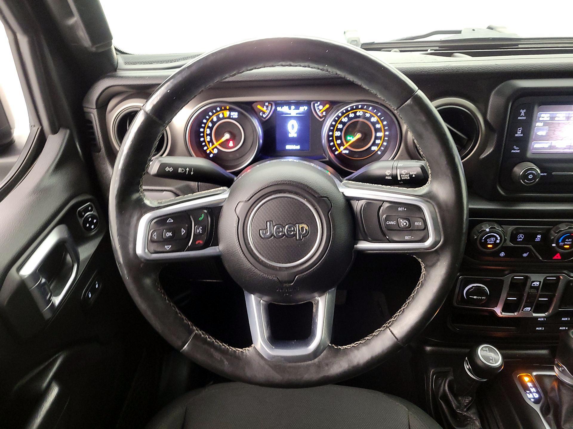 Thumbnail: 2020 Jeep Gladiator - 10