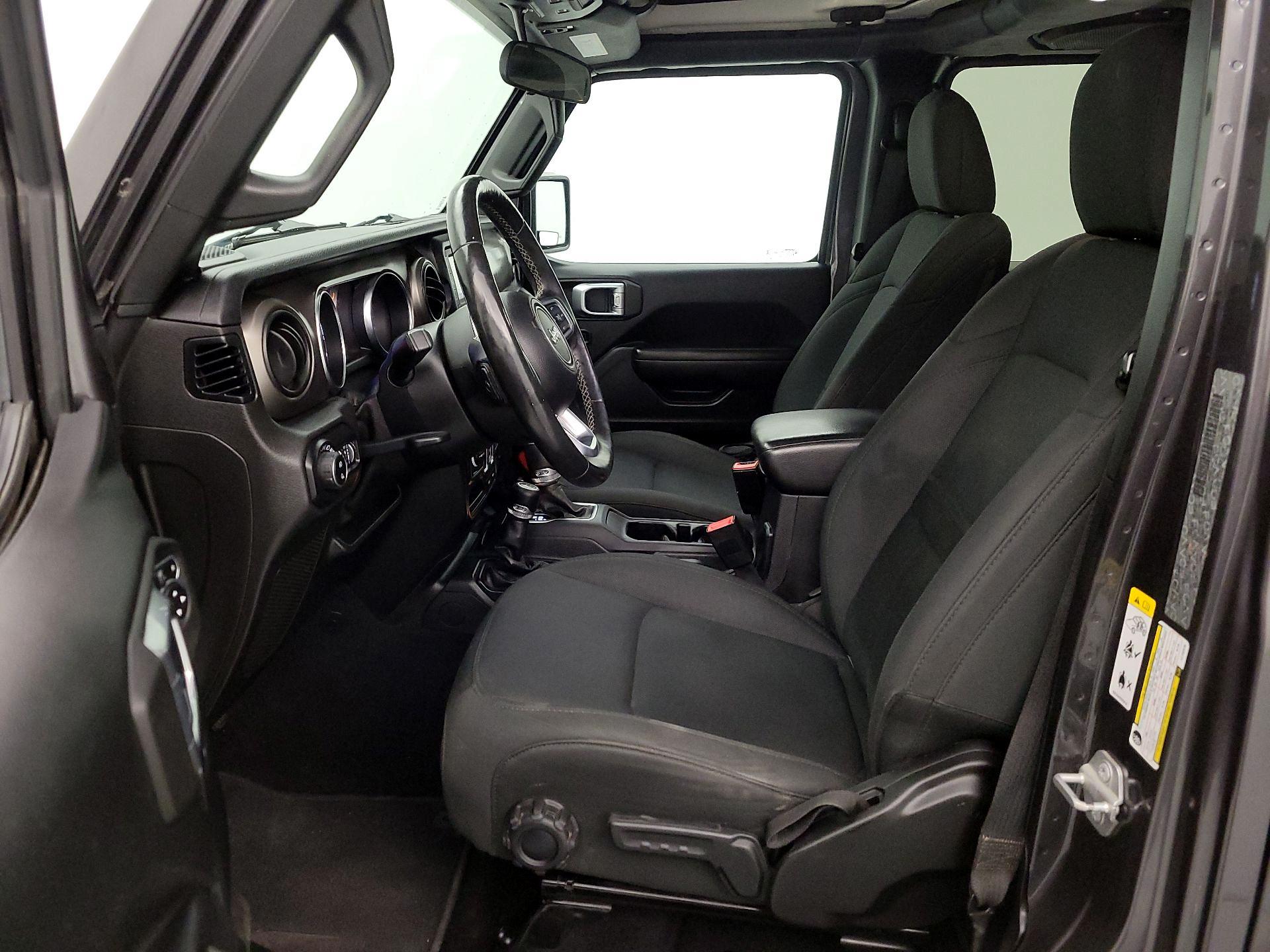 Thumbnail: 2020 Jeep Gladiator - 11