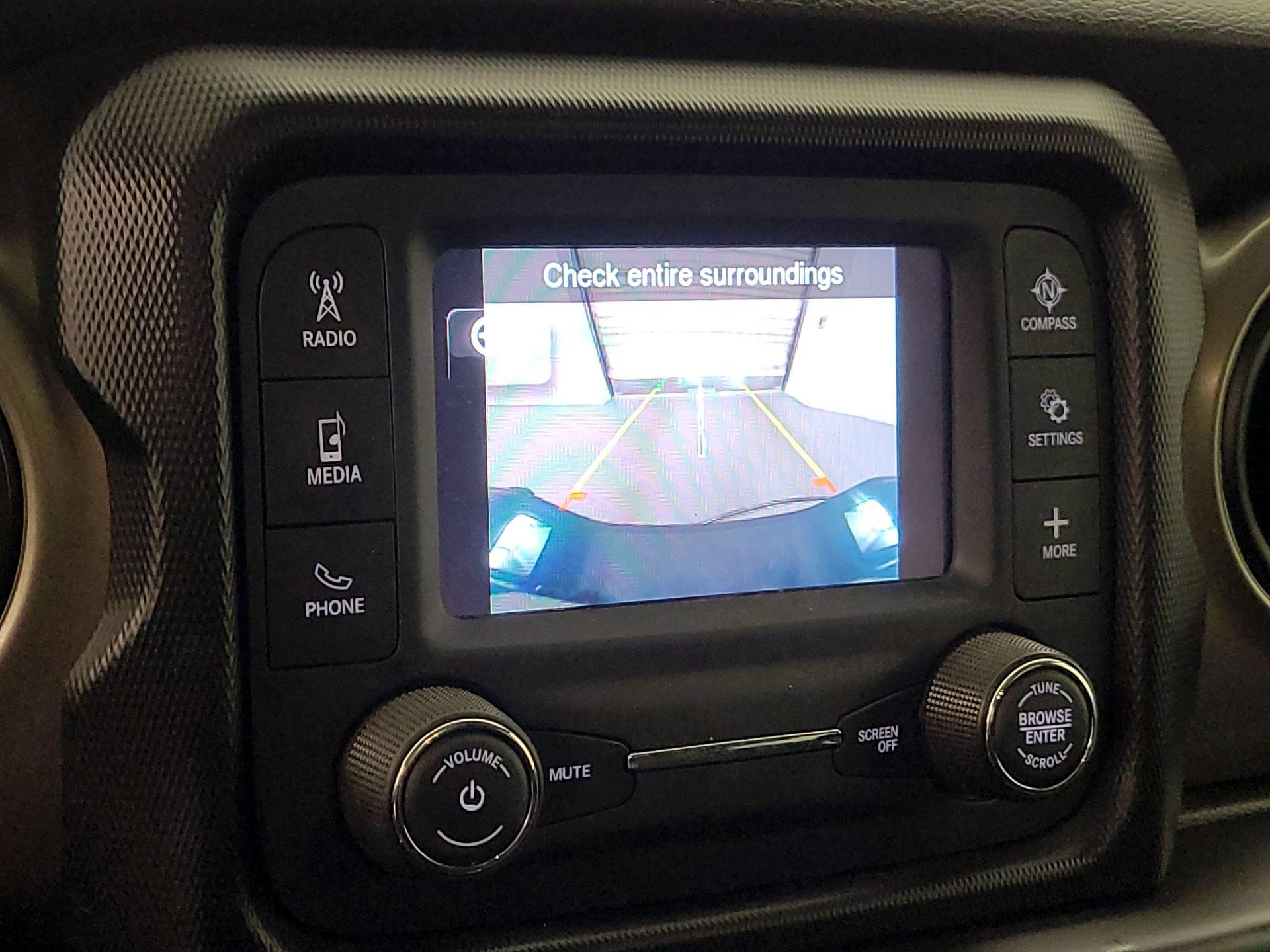 Thumbnail: 2020 Jeep Gladiator - 14