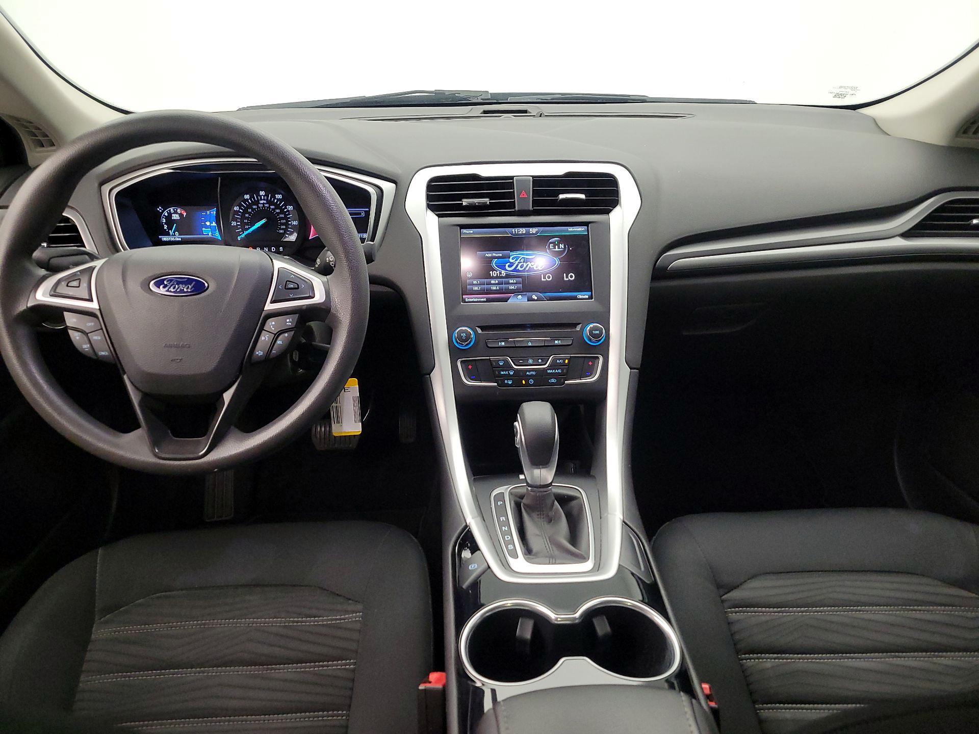 Thumbnail: 2016 Ford Fusion - 9