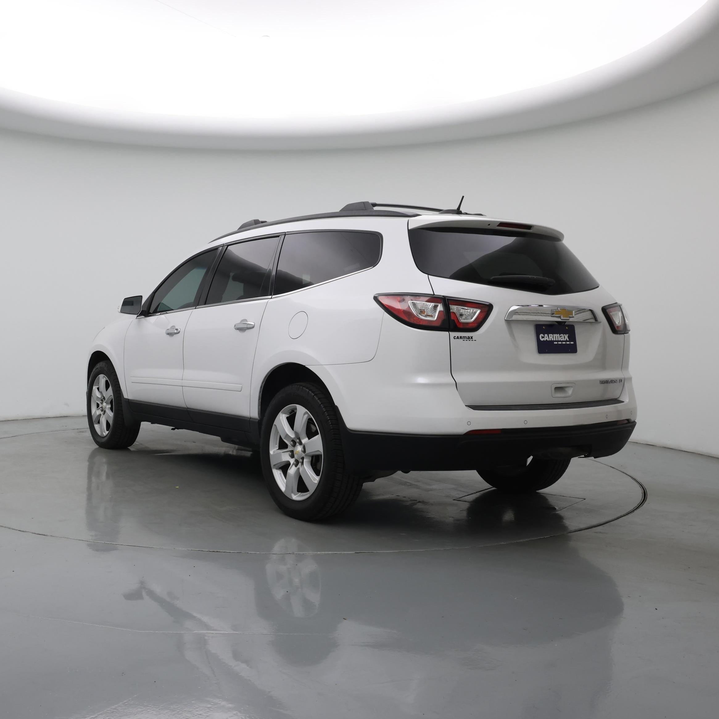 Thumbnail: 2016 Chevrolet Traverse - 2