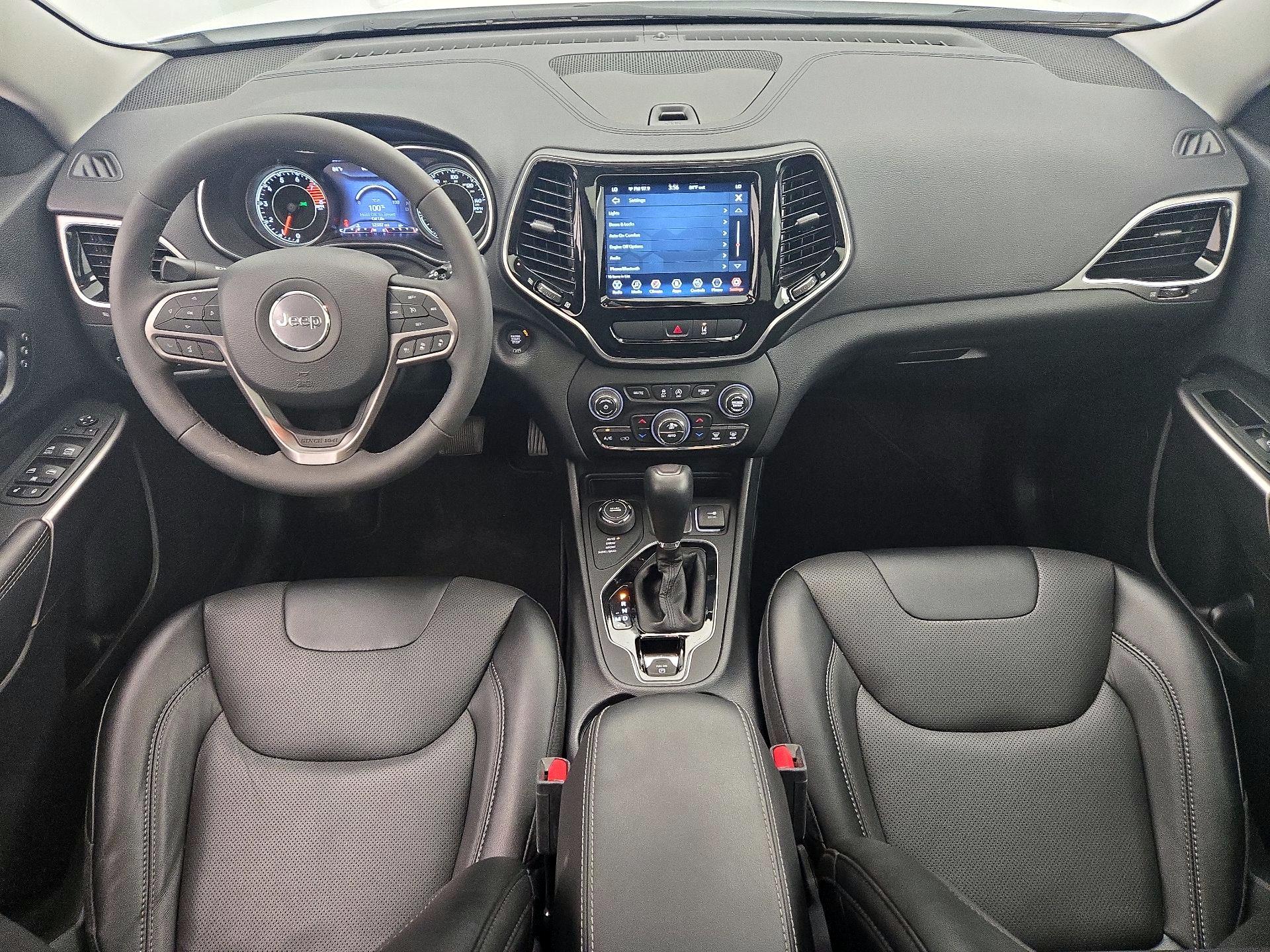 Thumbnail: 2022 Jeep Cherokee - 9