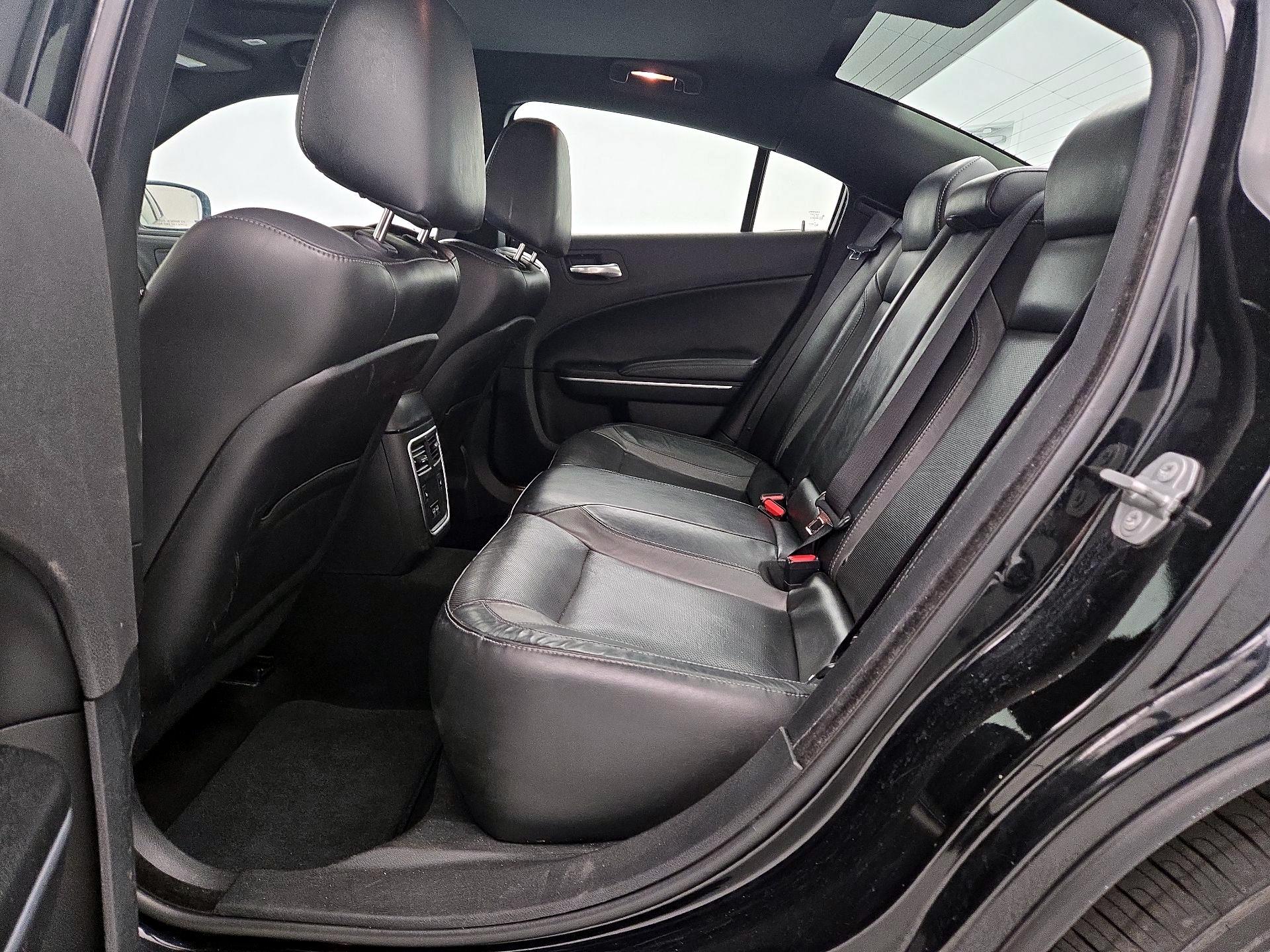 Thumbnail: 2021 Dodge Charger - 20