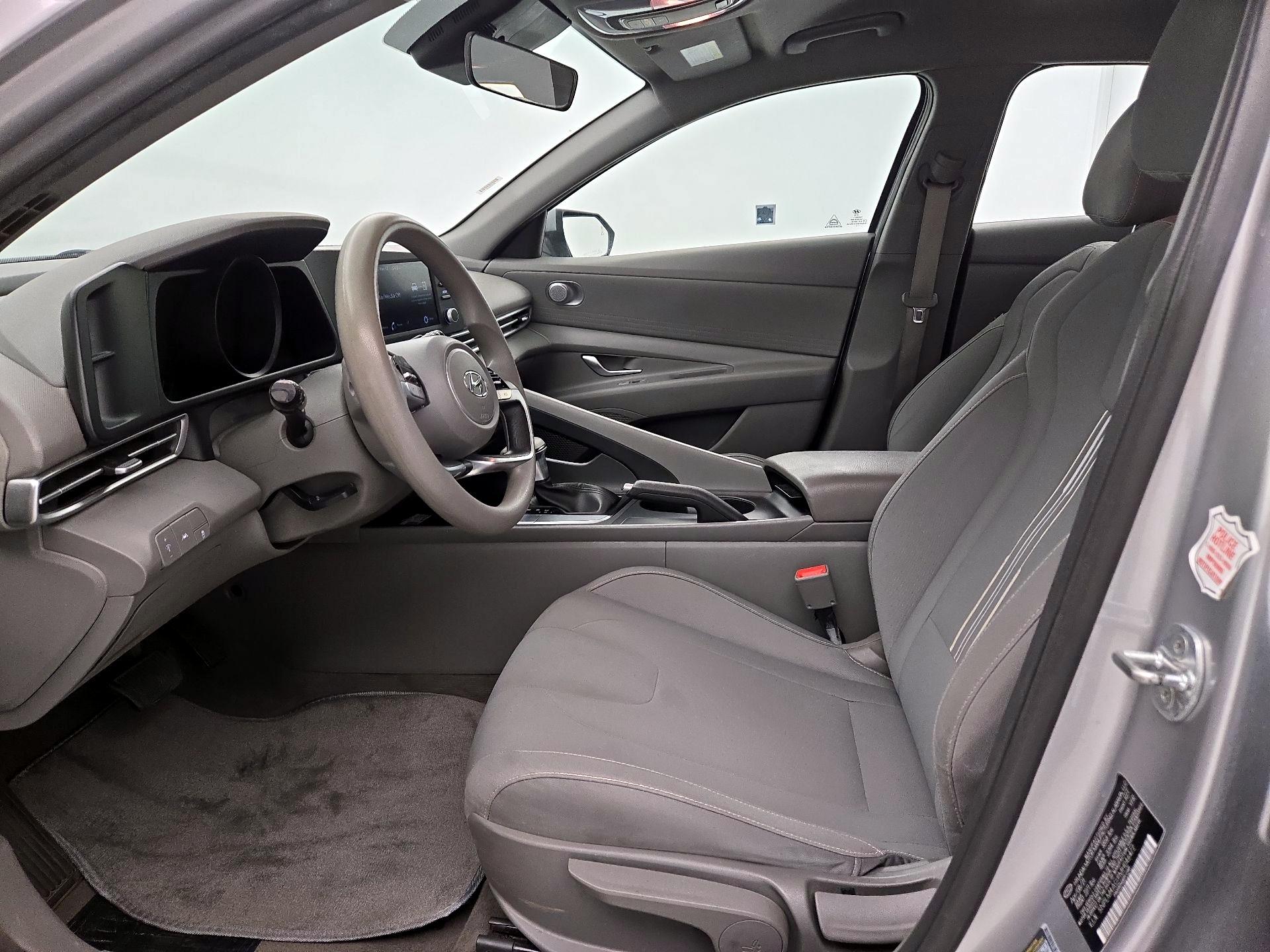 Thumbnail: 2021 Hyundai Elantra - 9